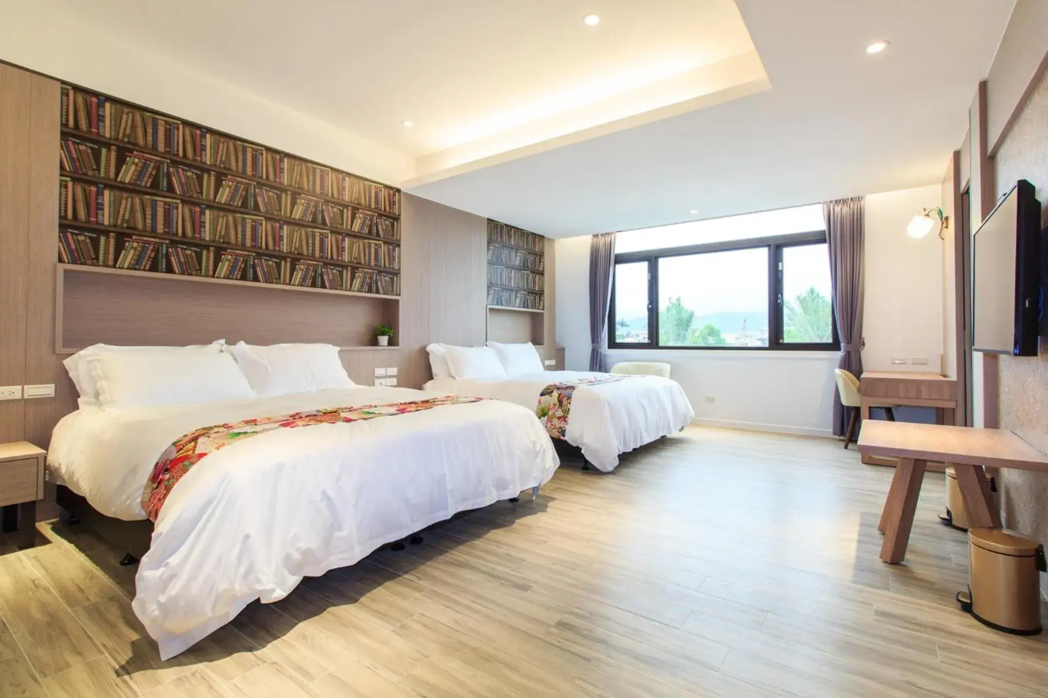 Deluxe Queen Room with Two Queen Beds in Urban Oasis Inn Deluxe Queen Room with Two Queen Beds in Urban Oasis Inn