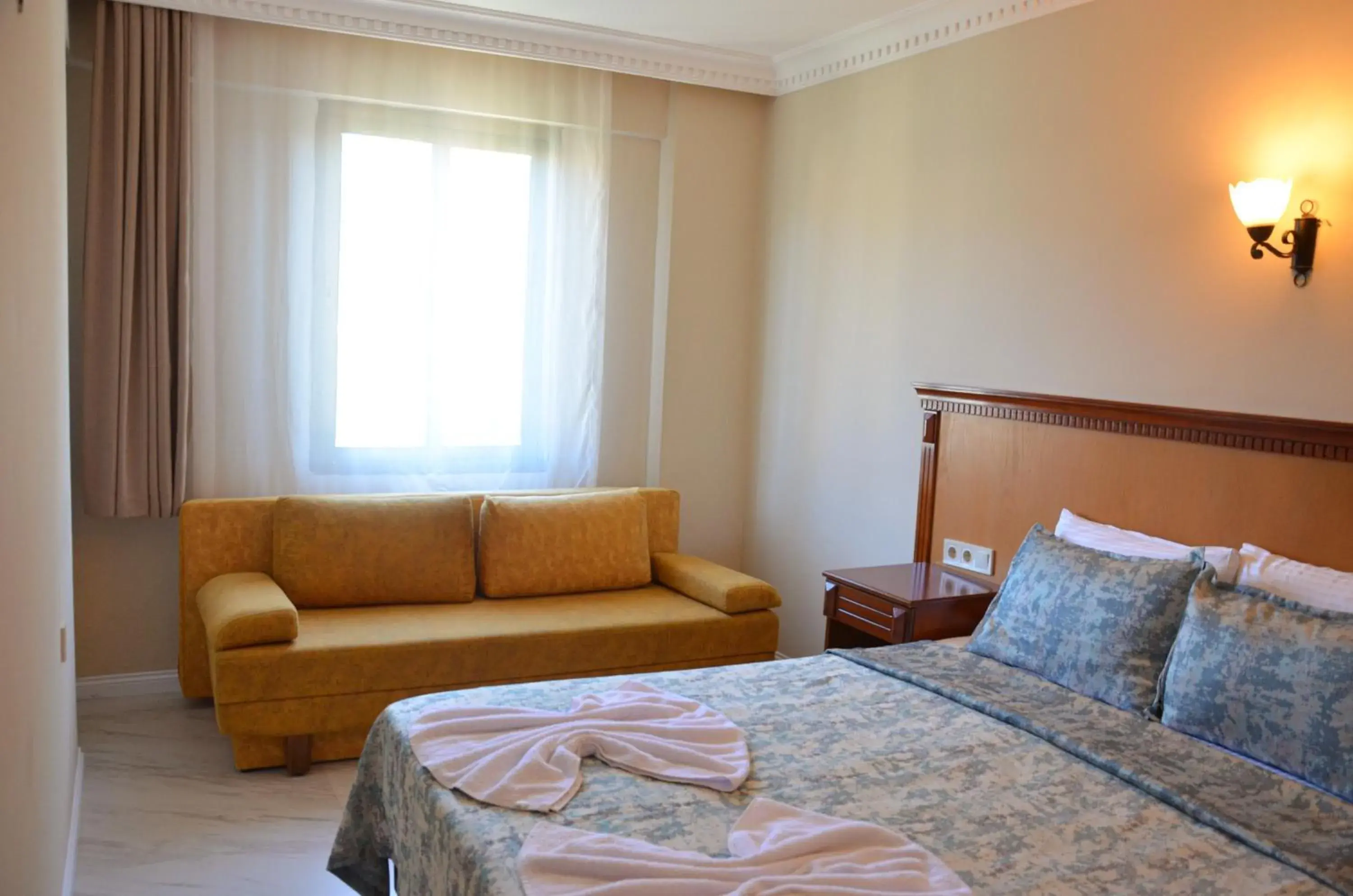 Suite with Garden View in Rosy Suites Hotel Suite with Garden View in Rosy Suites Hotel