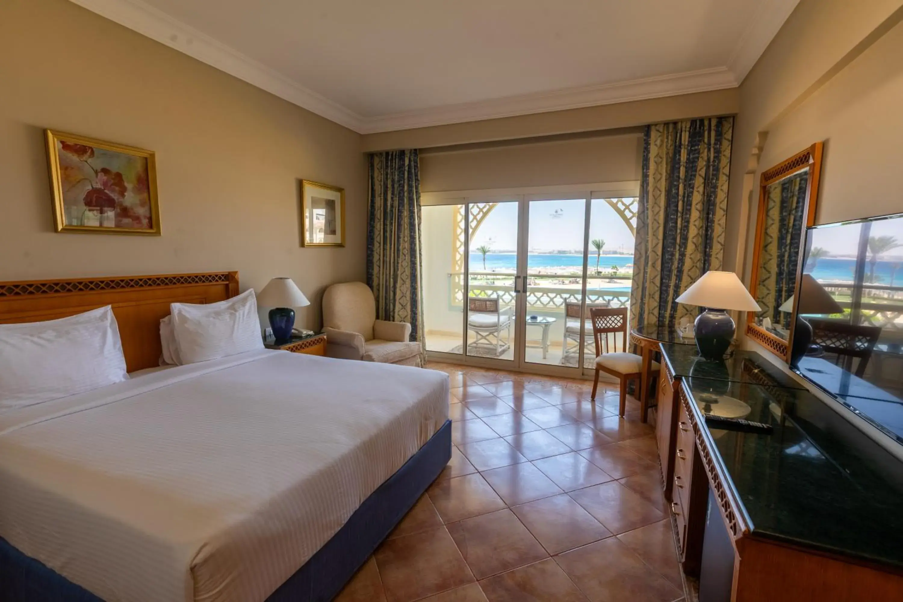 Superior Double Room with Side Sea View in Old Palace Resort Sahl Hasheesh Superior Double Room with Side Sea View in Old Palace Resort Sahl Hasheesh