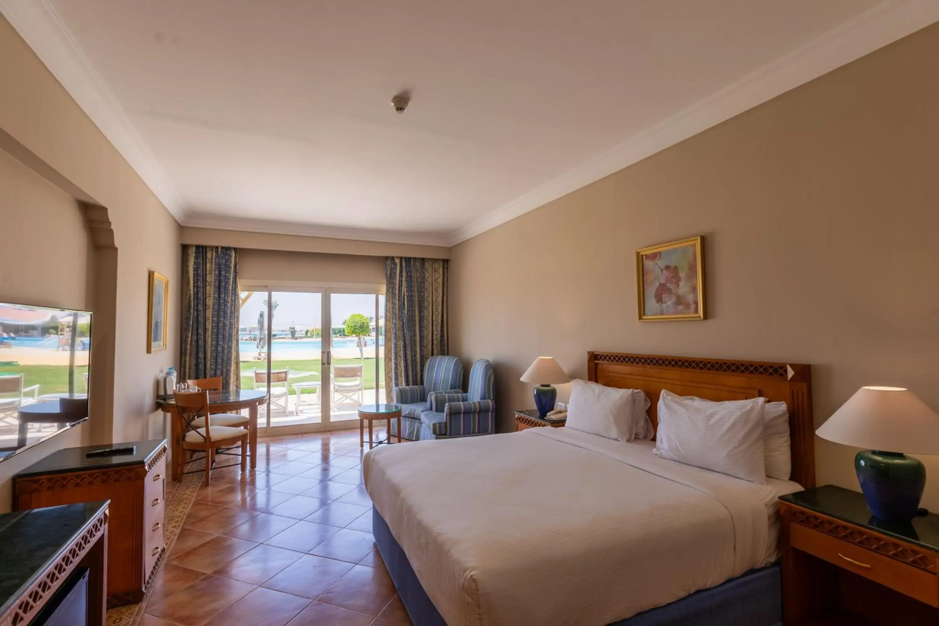 Deluxe Room with Sea View in Old Palace Resort Sahl Hasheesh Deluxe Room with Sea View in Old Palace Resort Sahl Hasheesh