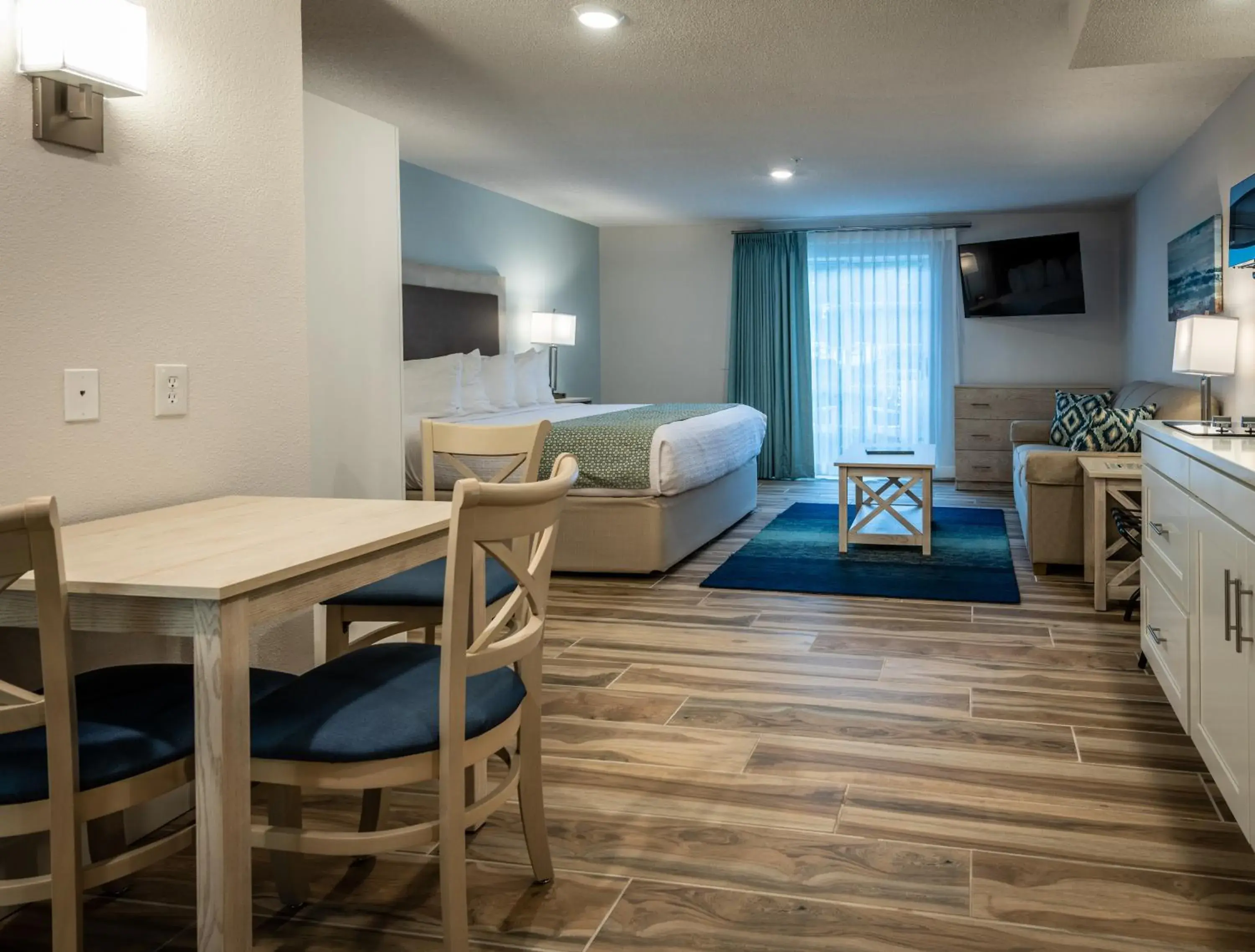 King Suite in Palmera Inn and Suites King Suite in Palmera Inn and Suites