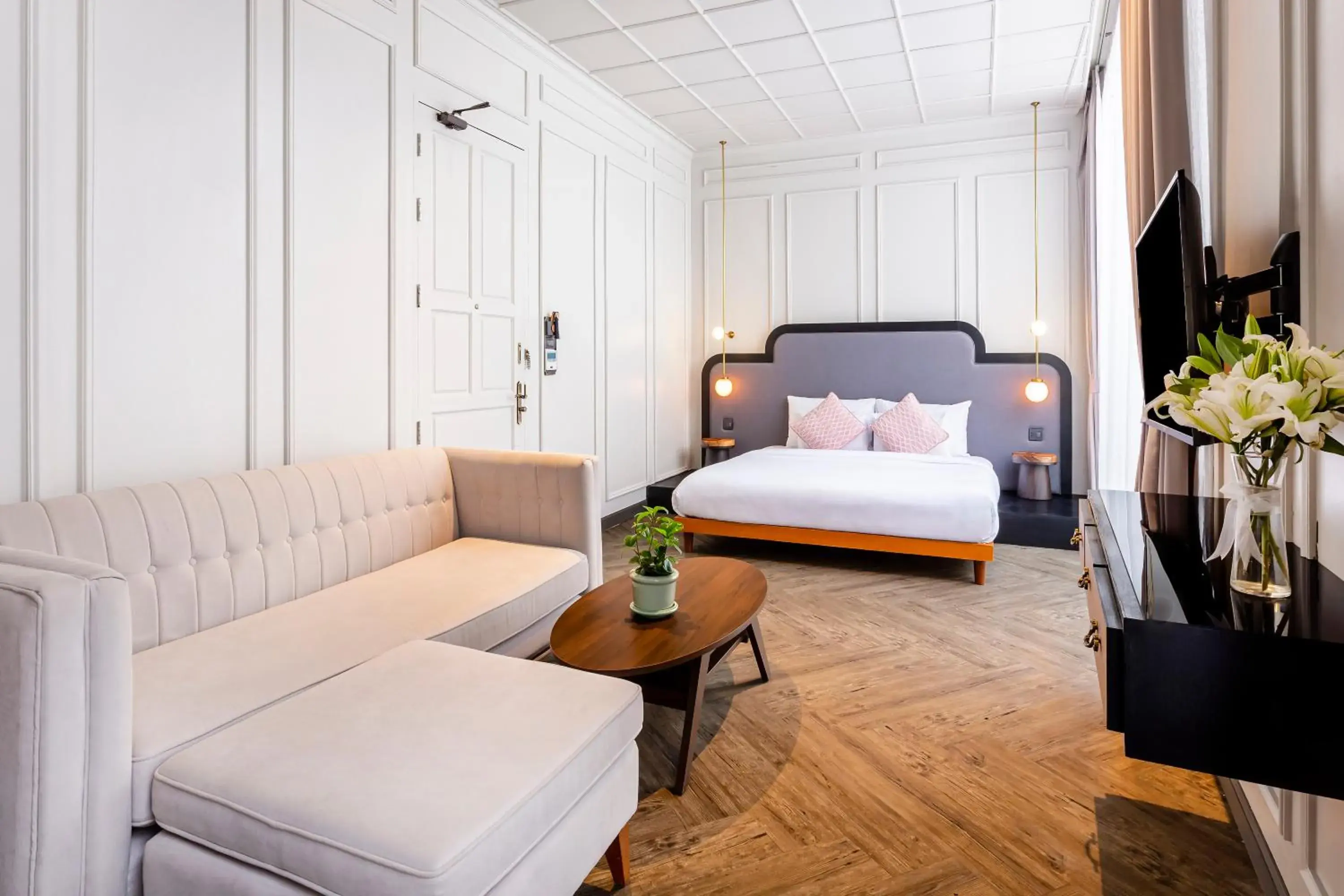 Deluxe Suite in MiLa Thapae@Chiang Mai Old City Deluxe Suite in MiLa Thapae@Chiang Mai Old City