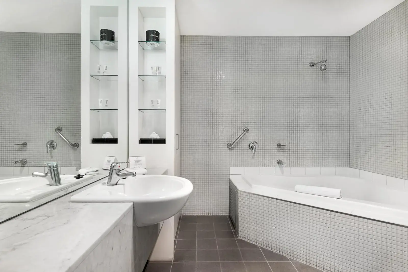 Standard Two-Bedroom Apartment in Melbourne CBD Central Apartment Hotel Official Standard Two-Bedroom Apartment in Melbourne CBD Central Apartment Hotel Official