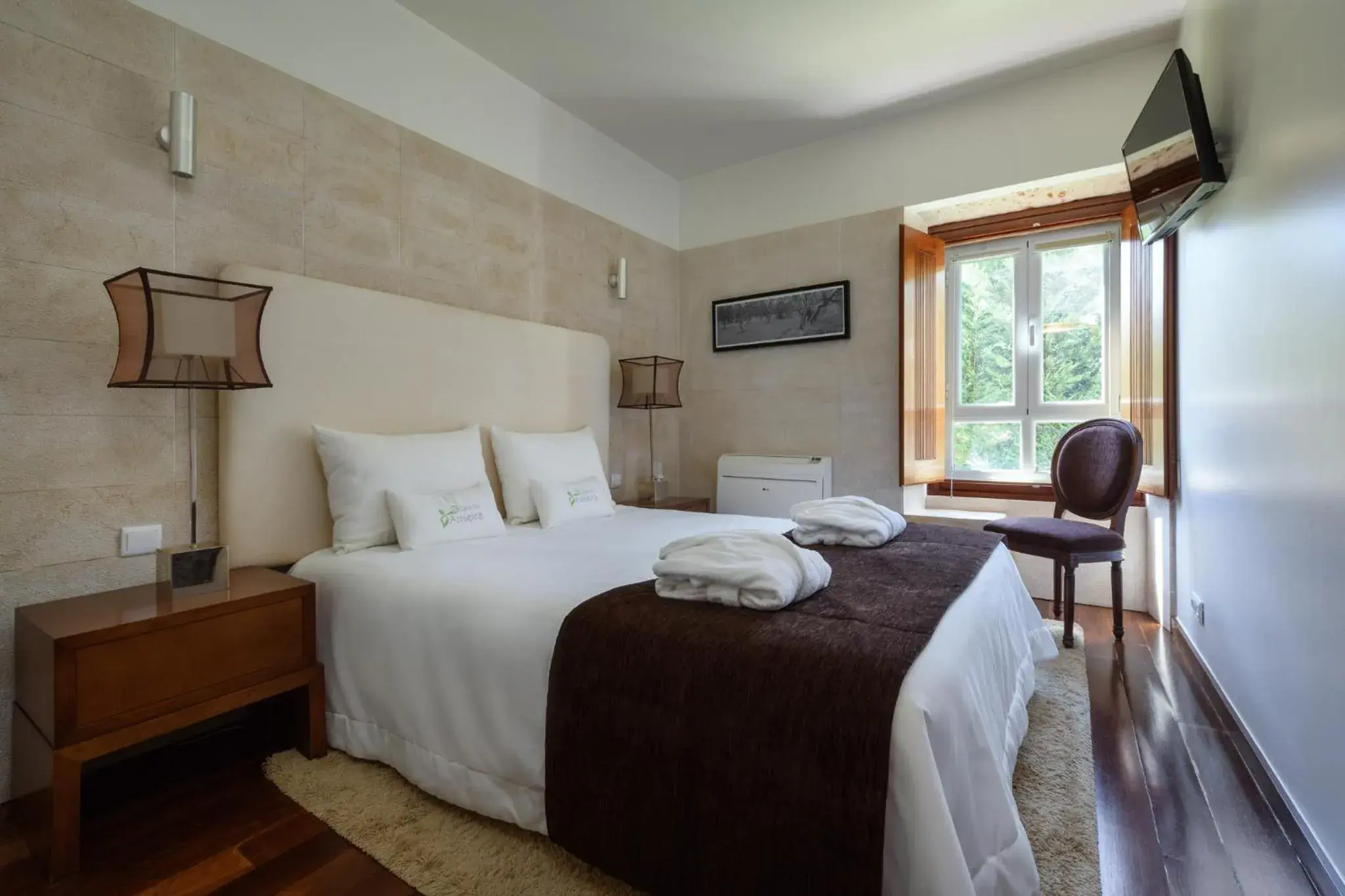 Suite in Hotel de Charme Casa da Amieira Suite in Hotel de Charme Casa da Amieira