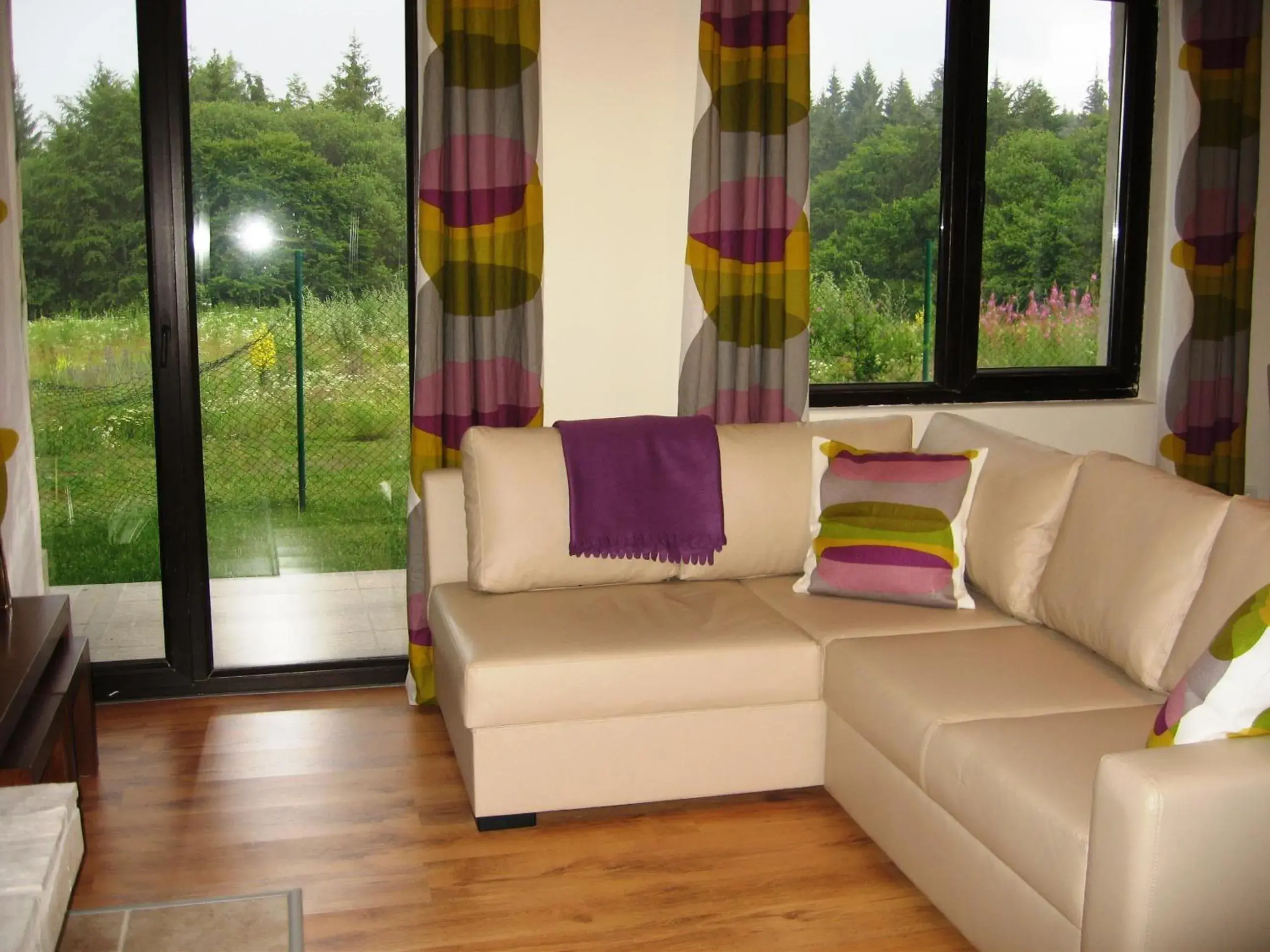 Two-Bedroom Apartment (6 Adults) in Chamkoria Chalets Two-Bedroom Apartment (6 Adults) in Chamkoria Chalets