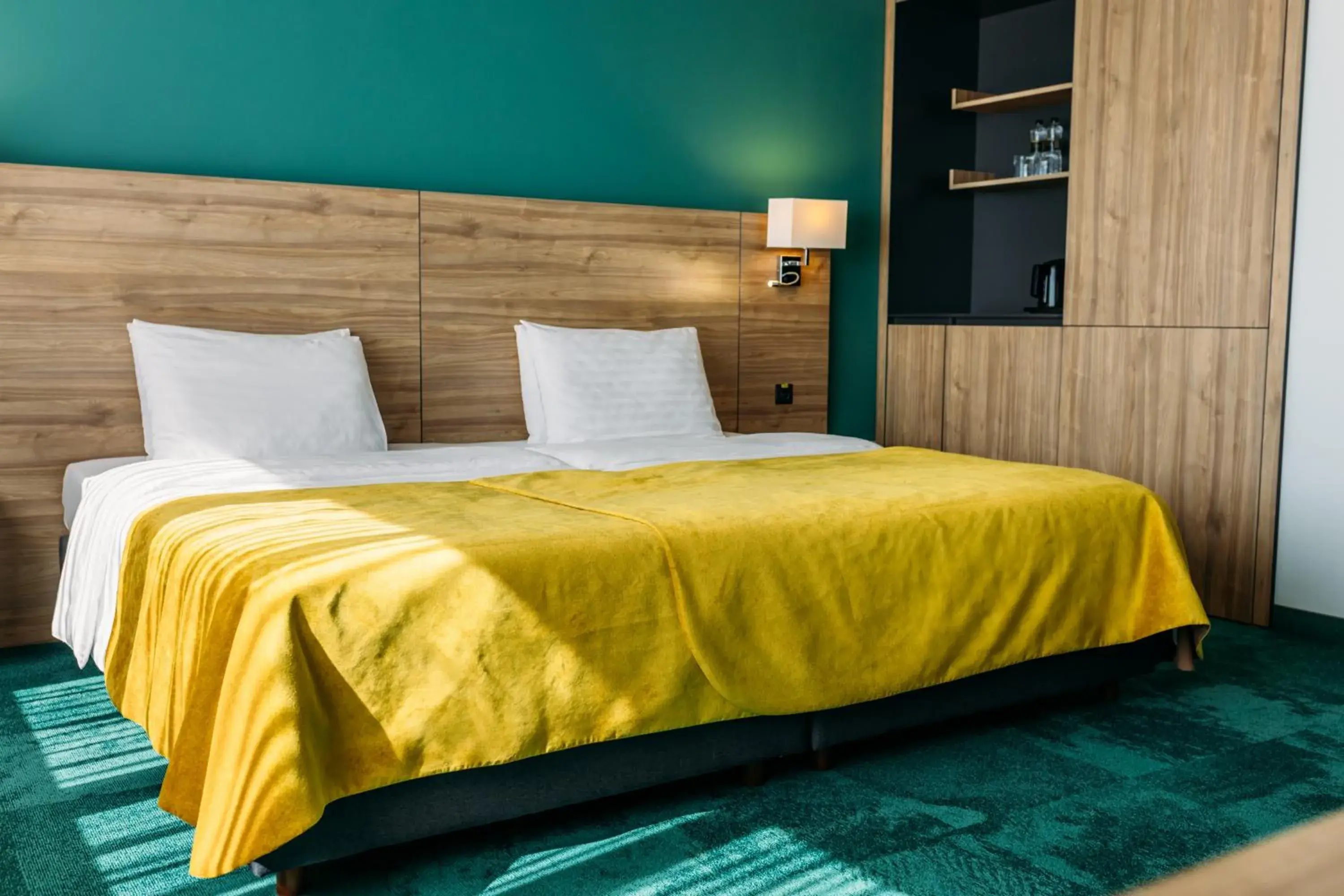 Superior Double or Twin Room with Lake View in Favor Park Hotel Superior Double or Twin Room with Lake View in Favor Park Hotel