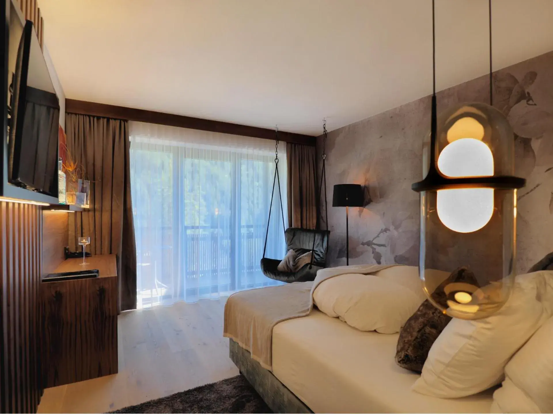 Deluxe Double Room in Boutique Hotel die Mittagspitze Superior Deluxe Double Room in Boutique Hotel die Mittagspitze Superior