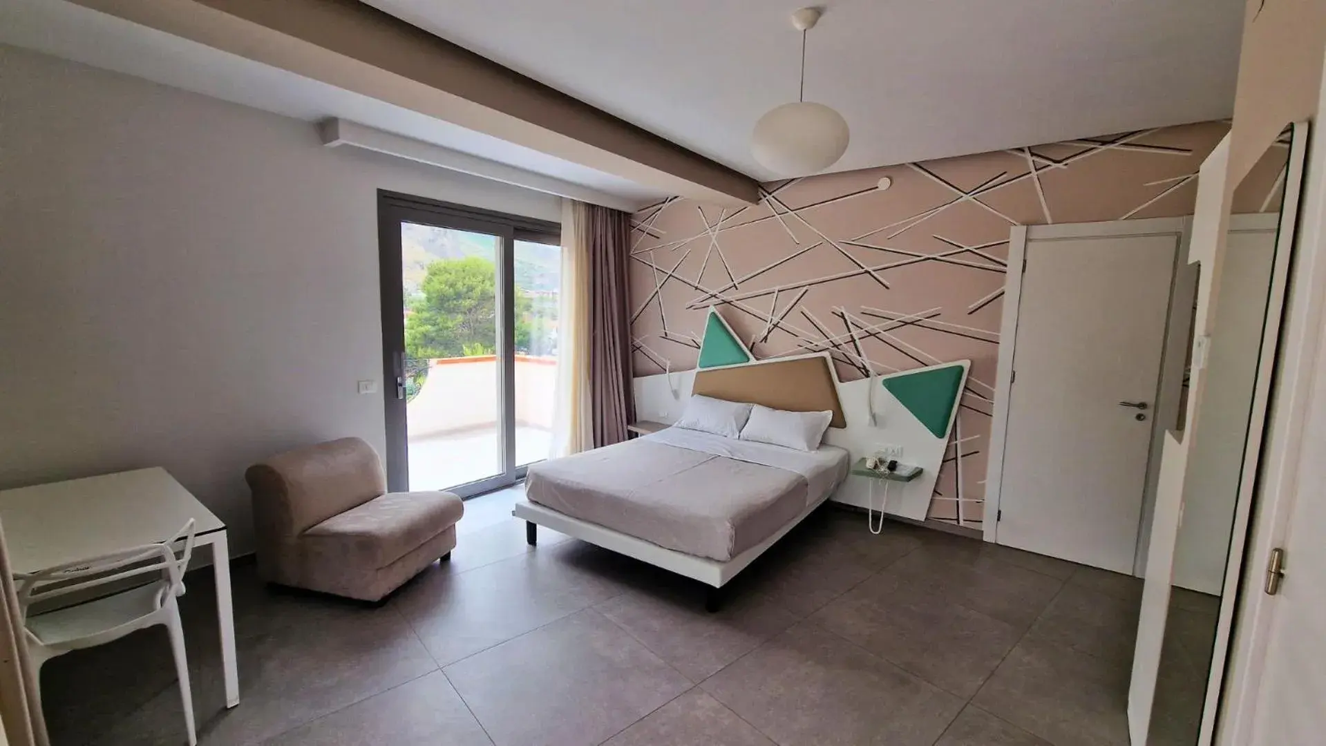 Deluxe Junior Suite in Saracen Sands Hotel & Congress Centre - Palermo Deluxe Junior Suite in Saracen Sands Hotel & Congress Centre - Palermo