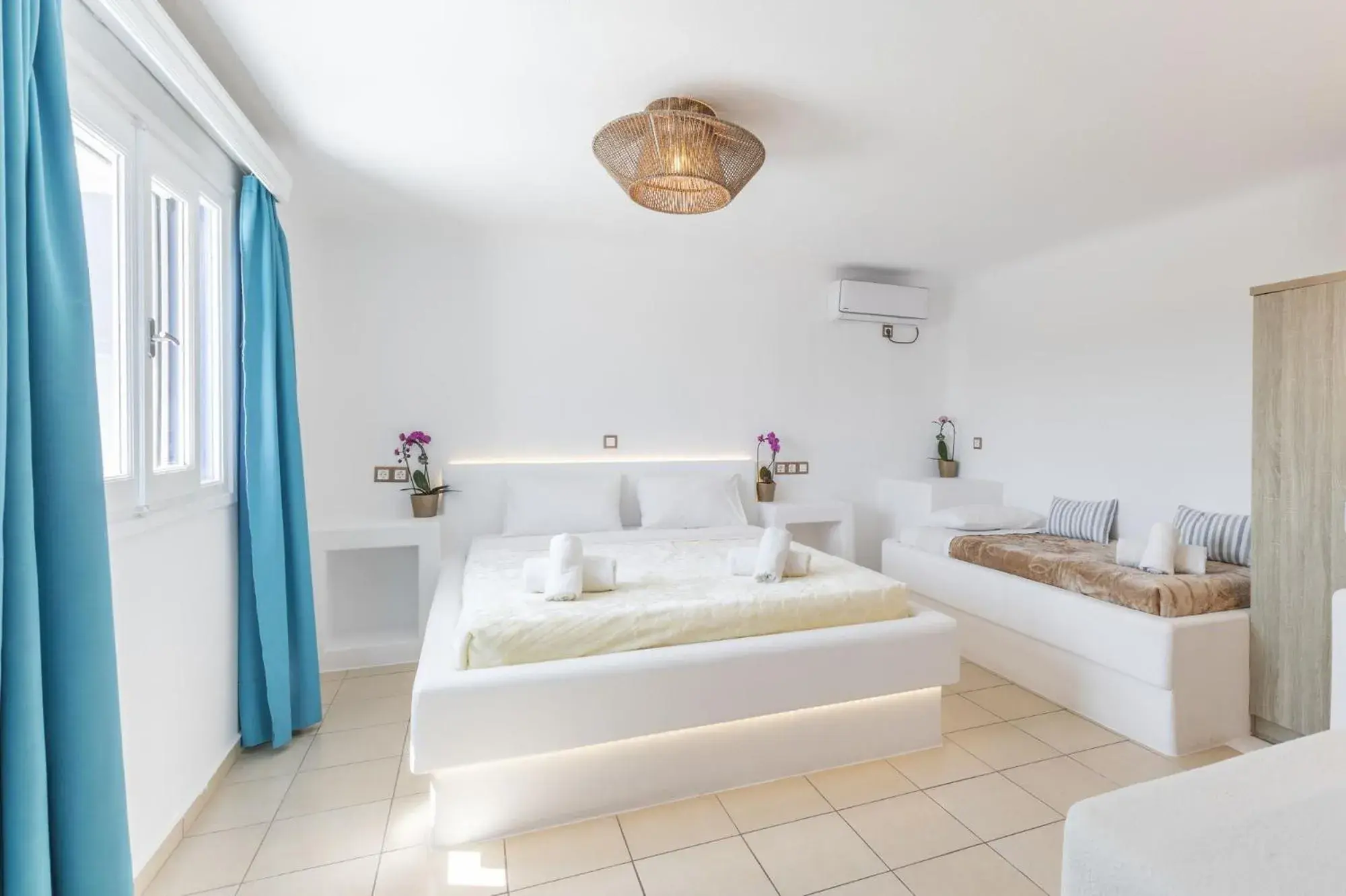 Mykonian Breeze Mykonian Breeze