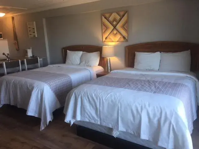 Junior Suite with Ocean View in The Waterfront Suites and Marina Junior Suite with Ocean View in The Waterfront Suites and Marina