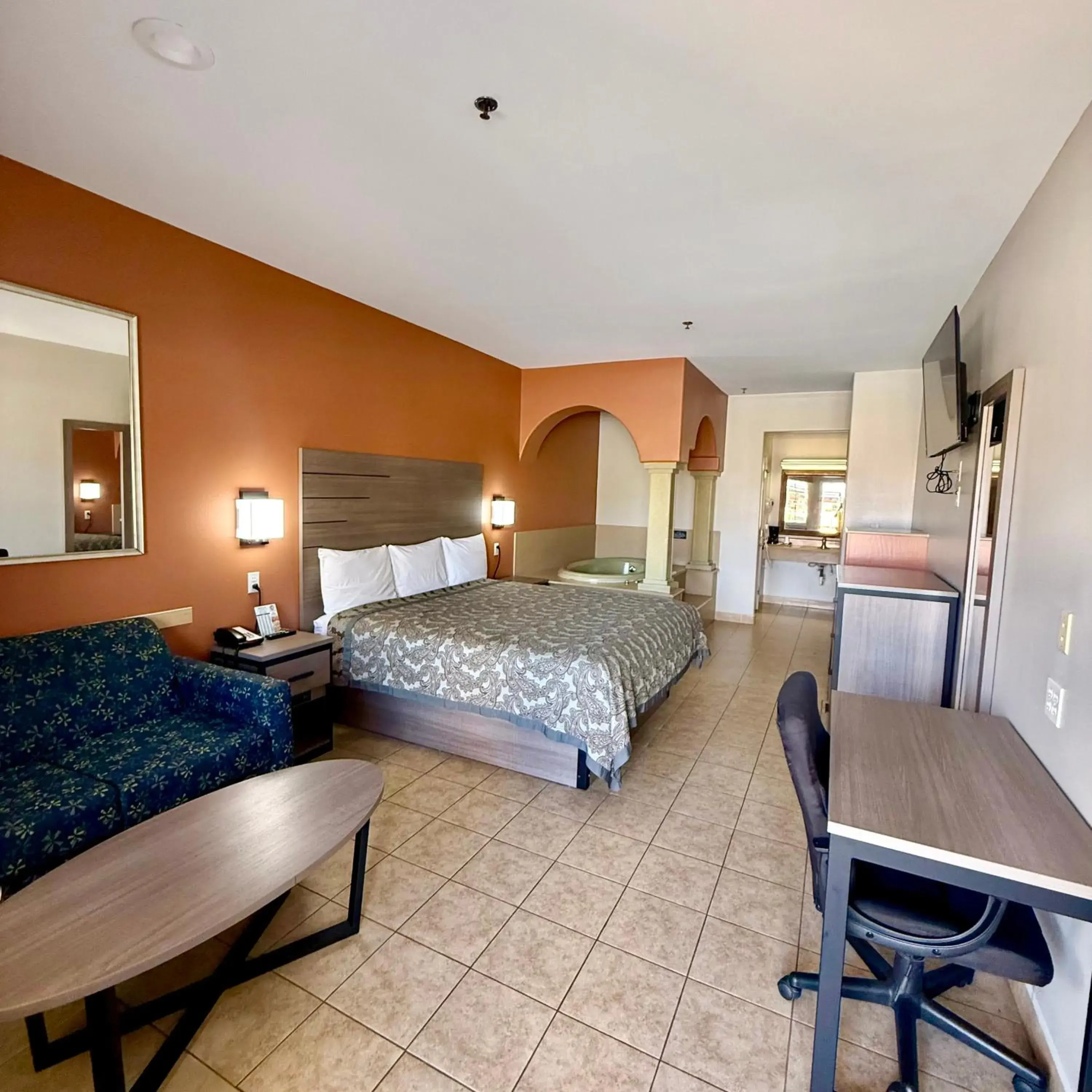 King Room with Spa Bath in Weslaco Inn - Weslaco/Mercedes King Room with Spa Bath in Weslaco Inn - Weslaco/Mercedes