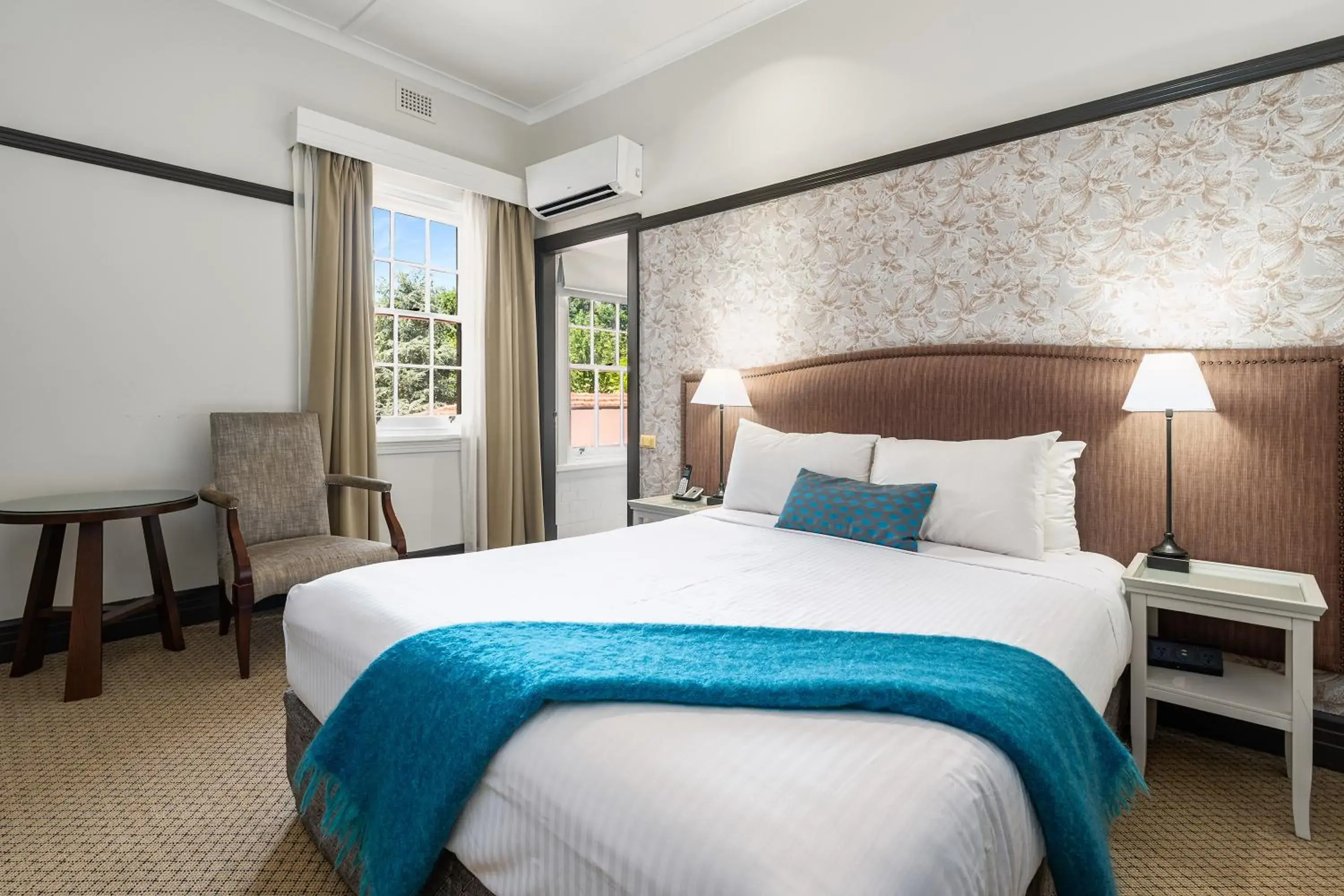 Queen Room in Peppers Manor House Queen Room in Peppers Manor House