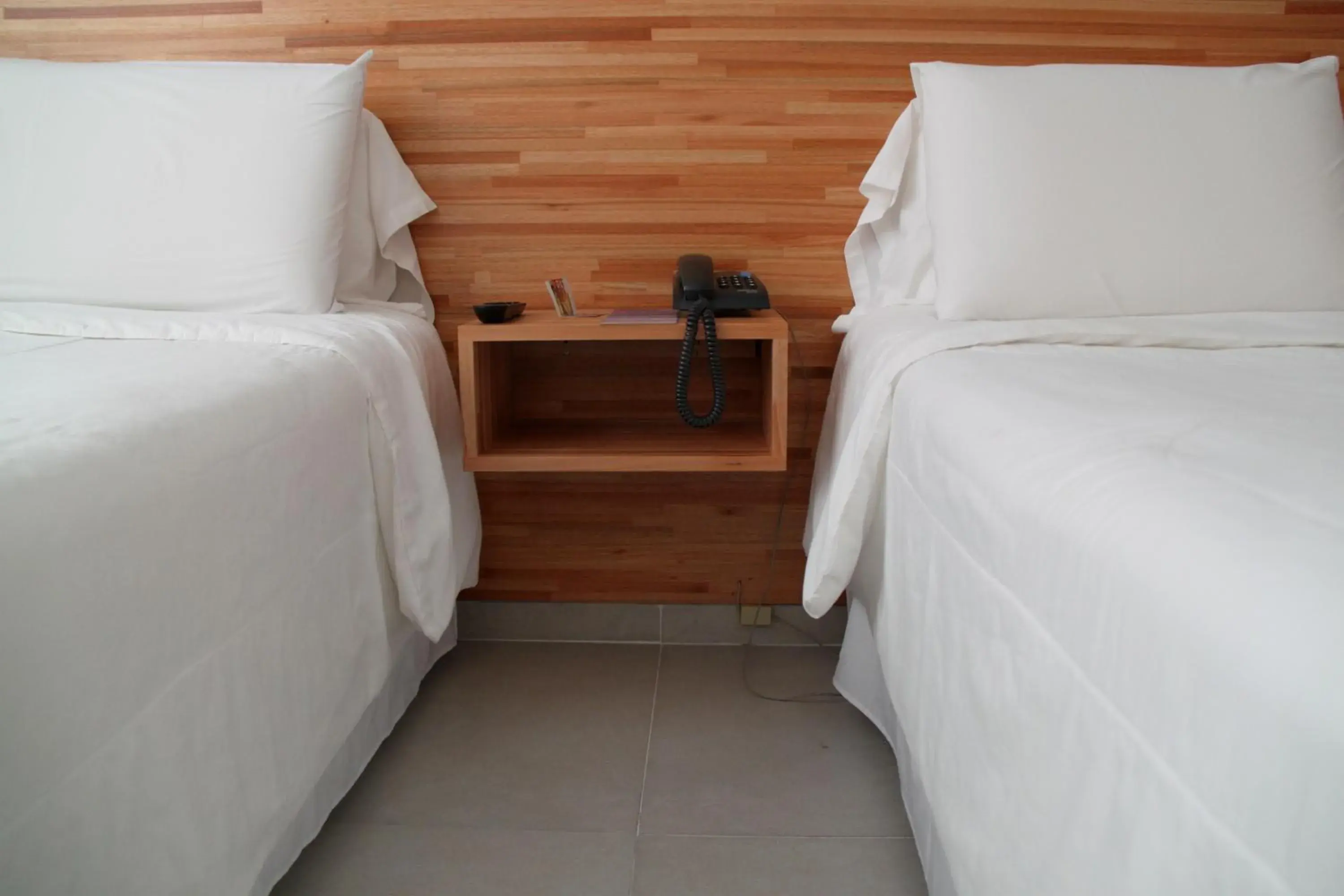 Twin Room in Hotel Florinda Twin Room in Hotel Florinda