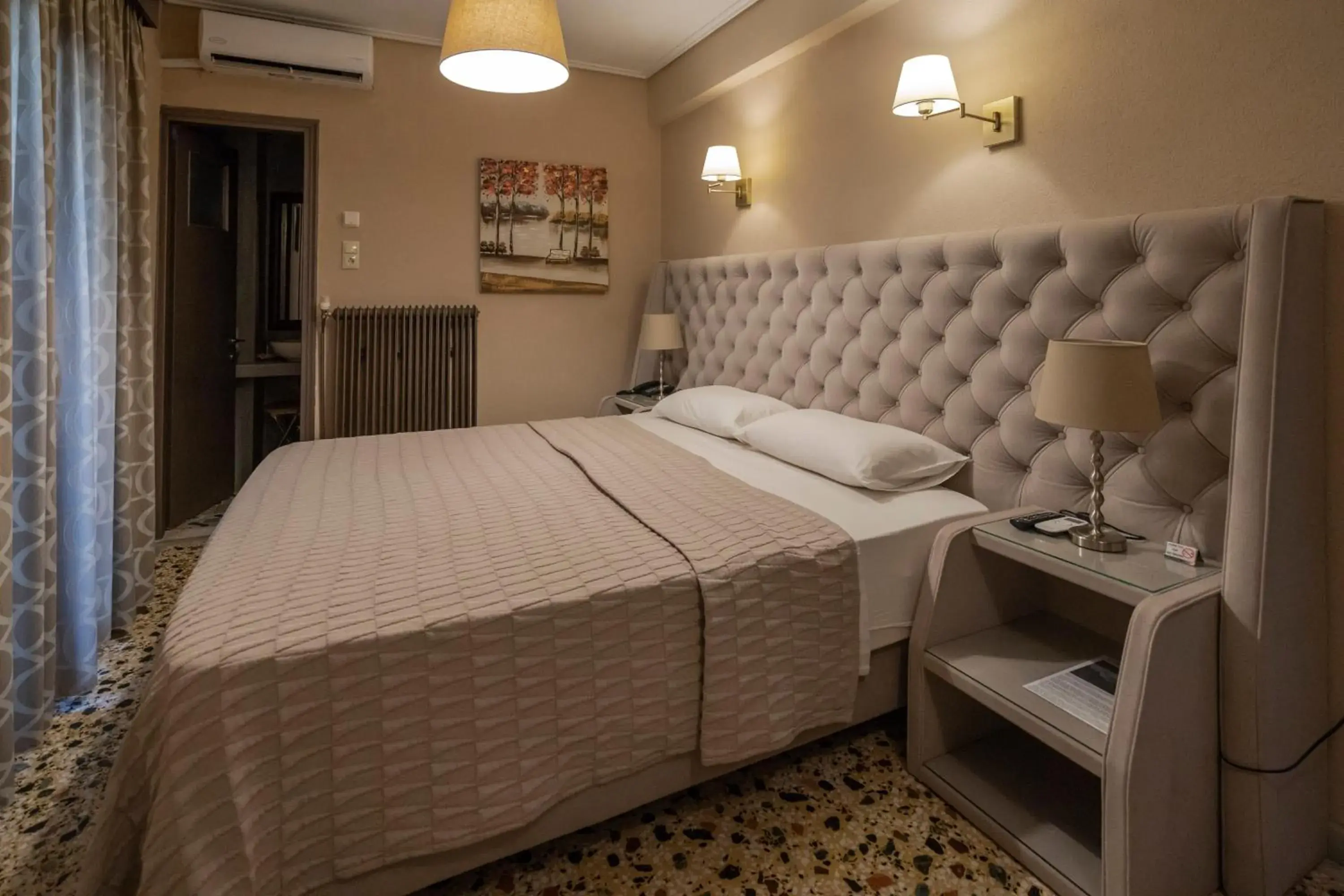 Double Room with Meteora View in Hotel Meteora Double Room with Meteora View in Hotel Meteora