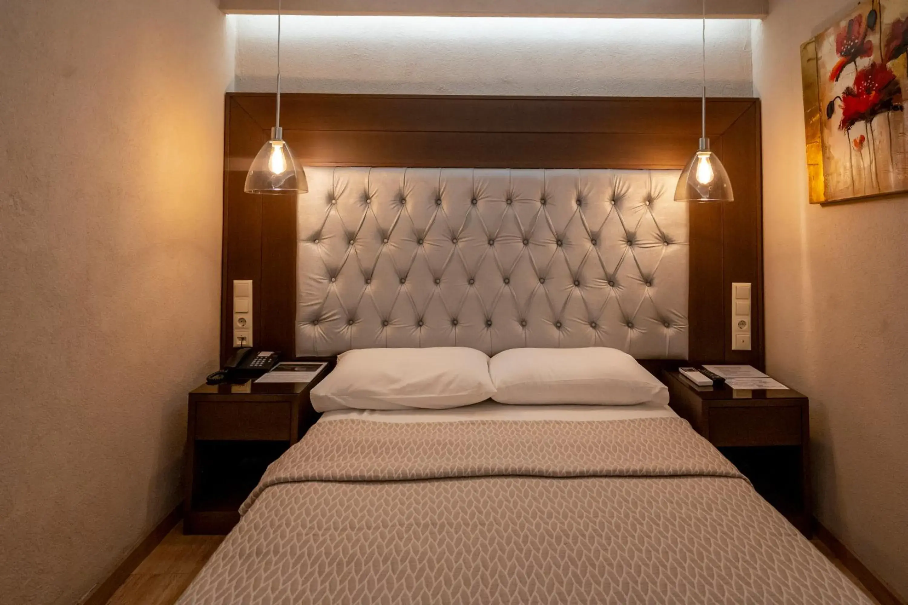 Double Room with Balcony in Hotel Meteora Double Room with Balcony in Hotel Meteora