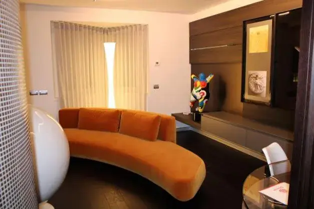 Deluxe Suite with Spa Bath in DOMUS Grand Hotel Deluxe Suite with Spa Bath in DOMUS Grand Hotel