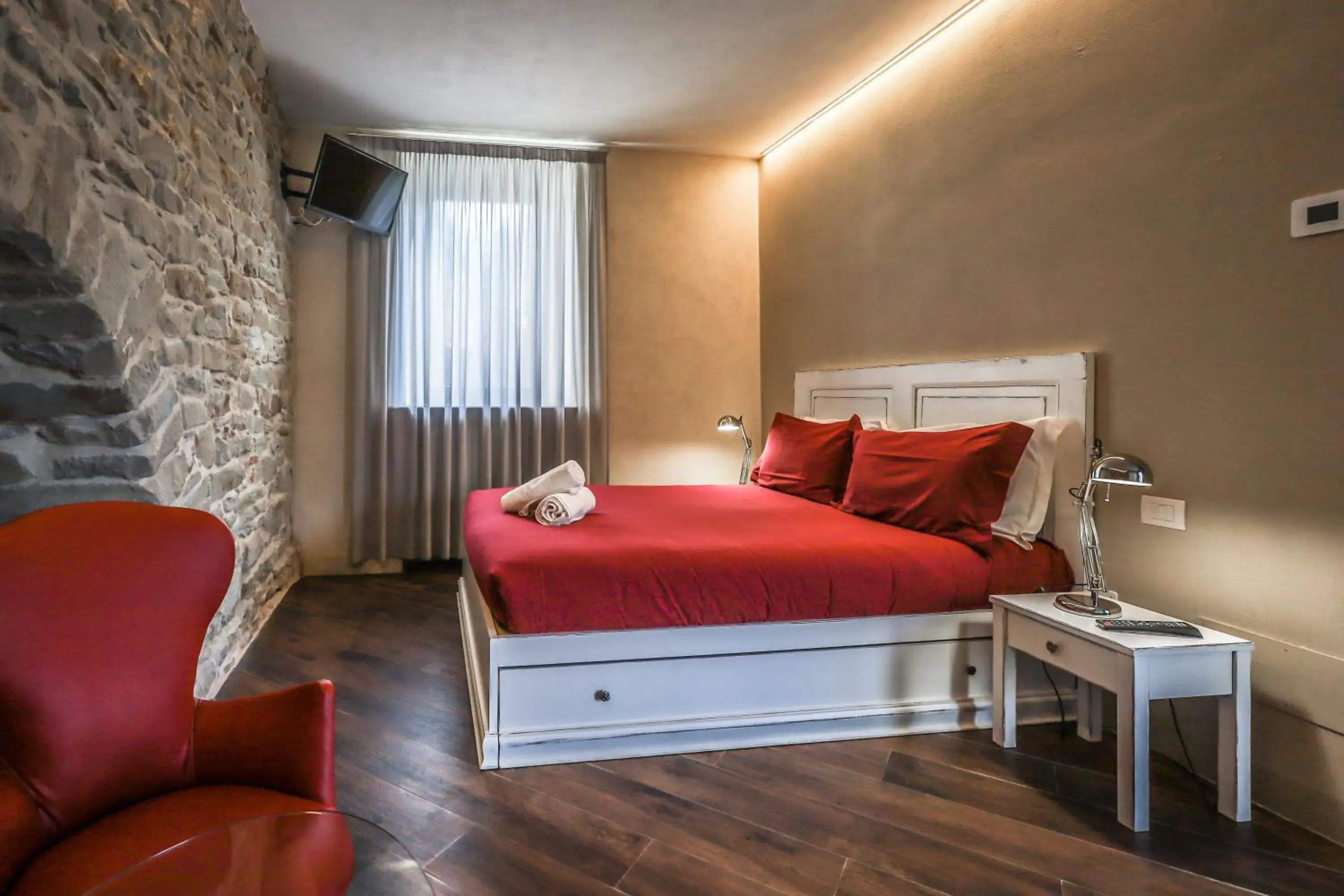 Superior Queen Room - single occupancy in Albergo del Bramante Superior Queen Room - single occupancy in Albergo del Bramante