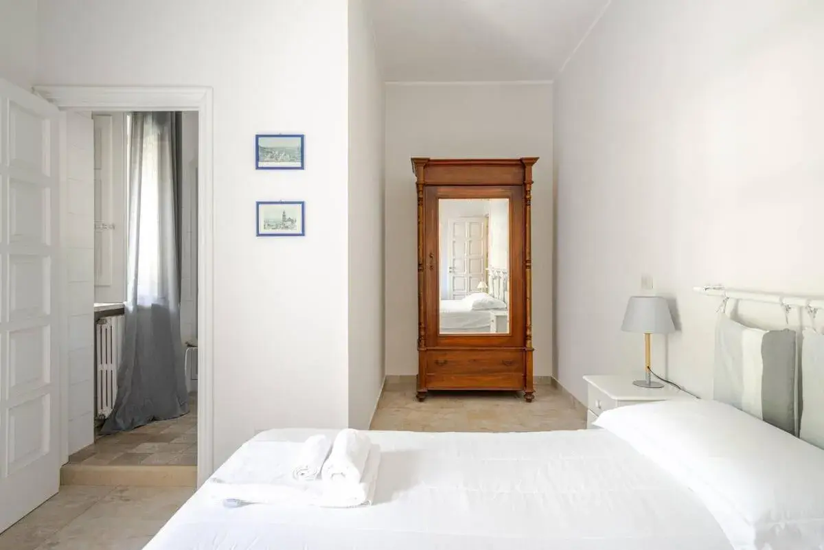 Small Double Room in Villa Vittoria B&B Small Double Room in Villa Vittoria B&B