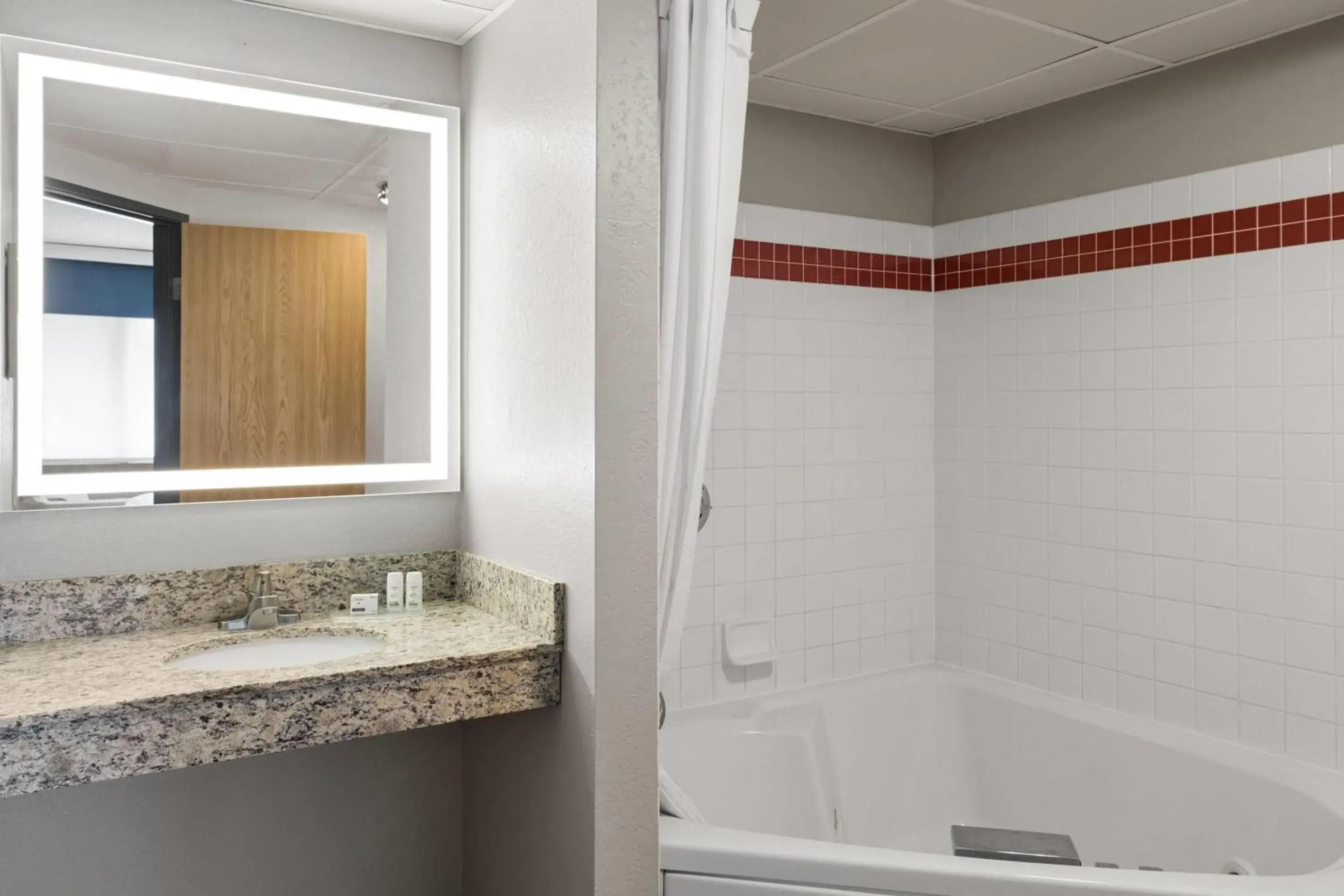 Premier King Suite - Non-Smoking in AmericInn by Wyndham Alexandria Premier King Suite - Non-Smoking in AmericInn by Wyndham Alexandria