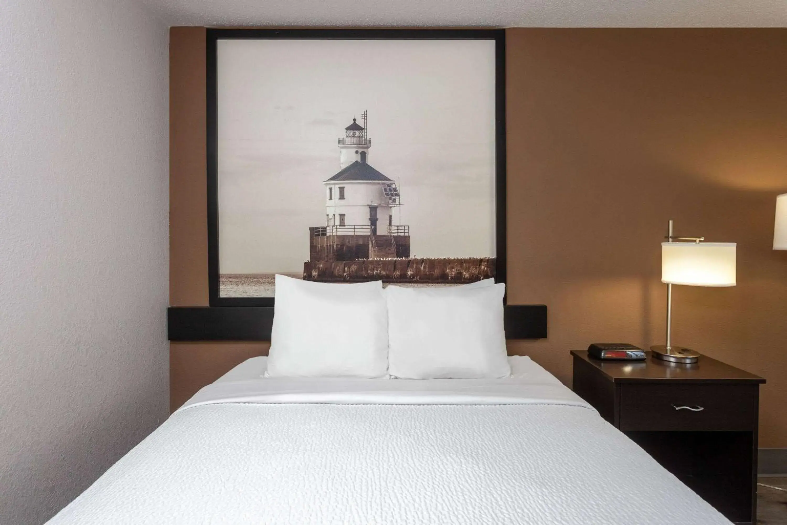 Queen Room - Mobility Access/Non-Smoking in Super 8 by Wyndham Wausau Queen Room - Mobility Access/Non-Smoking in Super 8 by Wyndham Wausau