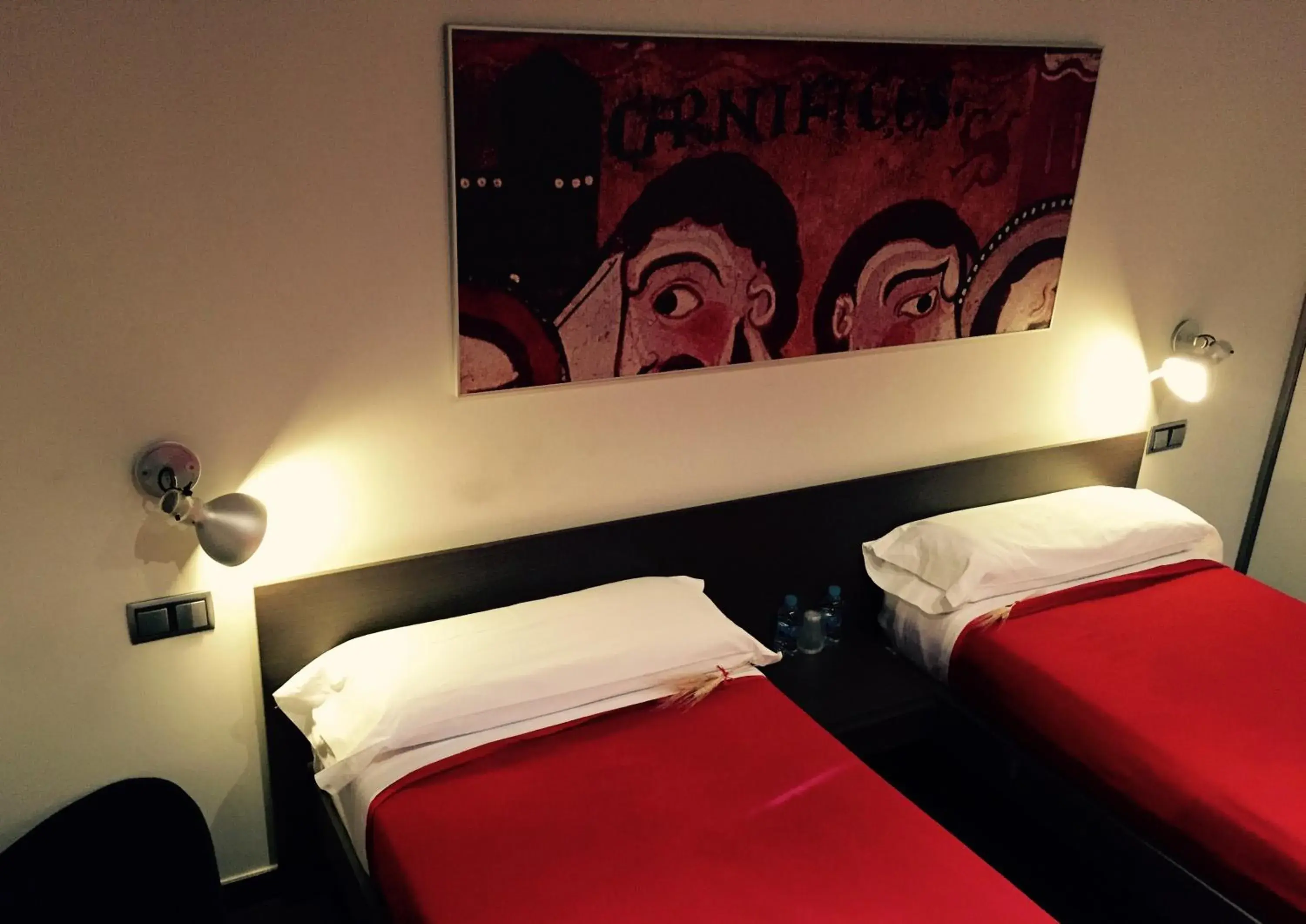 Twin Room - single occupancy in Seminari Allotjaments Twin Room - single occupancy in Seminari Allotjaments