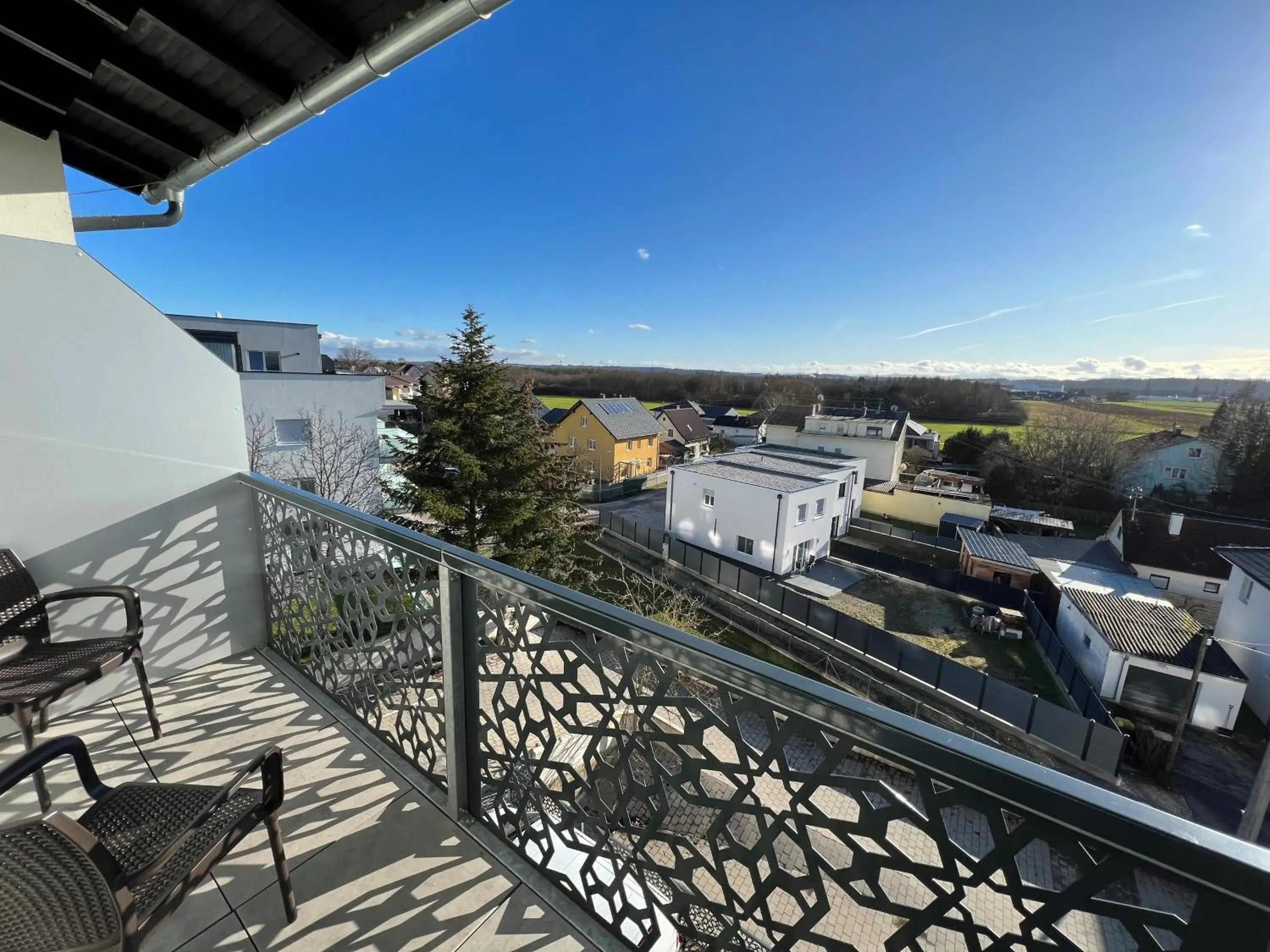 Triple Room with Balcony in F Hotel 24h Check-In Triple Room with Balcony in F Hotel 24h Check-In