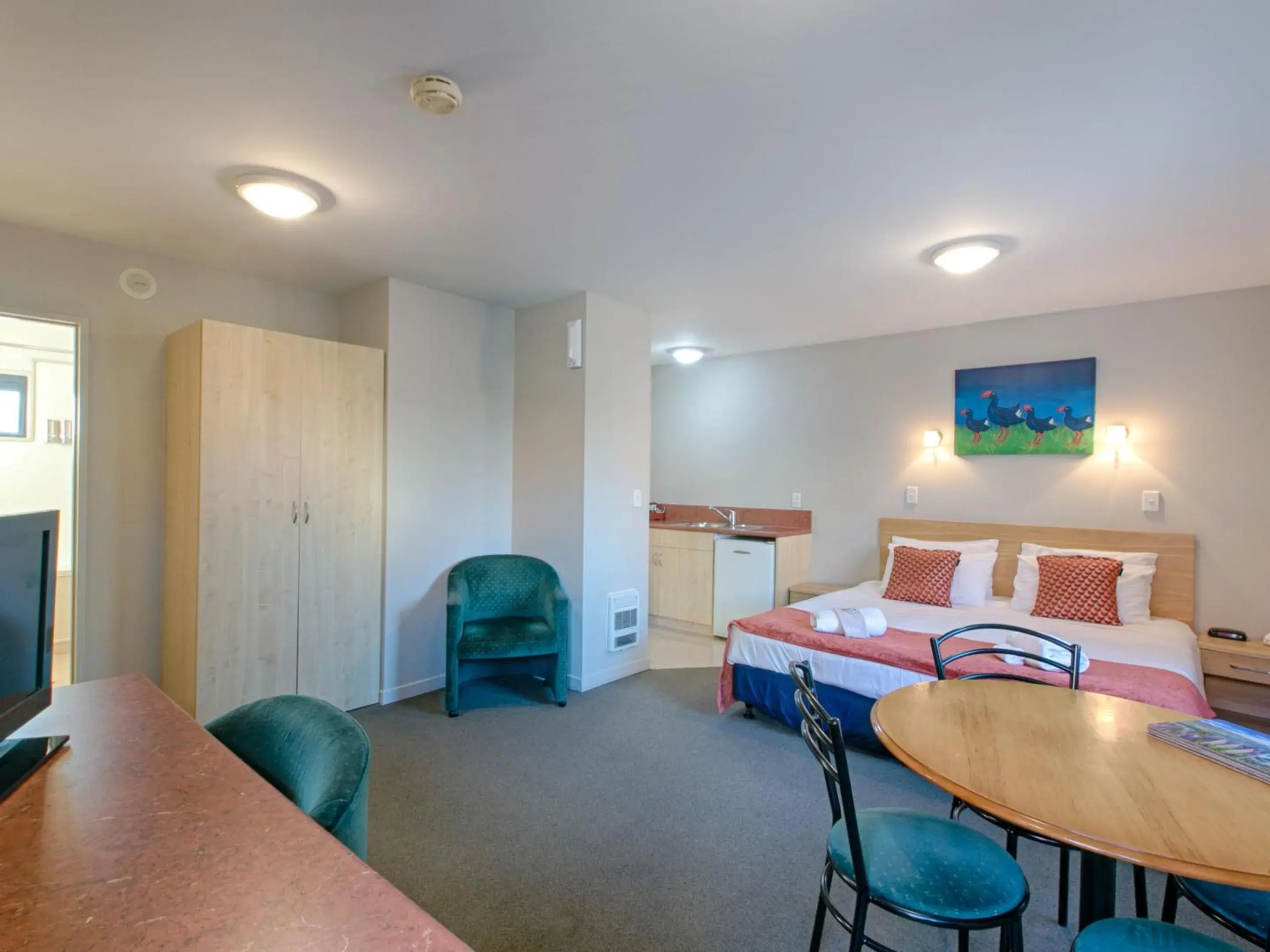 One-Bedroom Apartment with Spa Bath in Bella Vista Motel Blenheim One-Bedroom Apartment with Spa Bath in Bella Vista Motel Blenheim