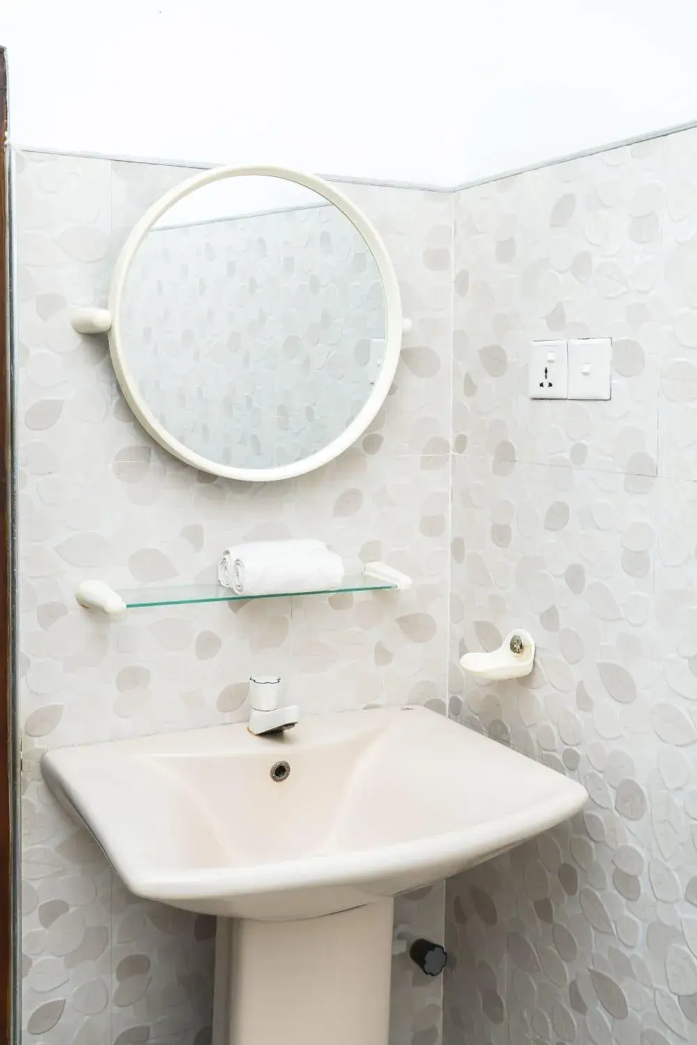 Deluxe Triple Room in Atteriya CHILL Deluxe Triple Room in Atteriya CHILL