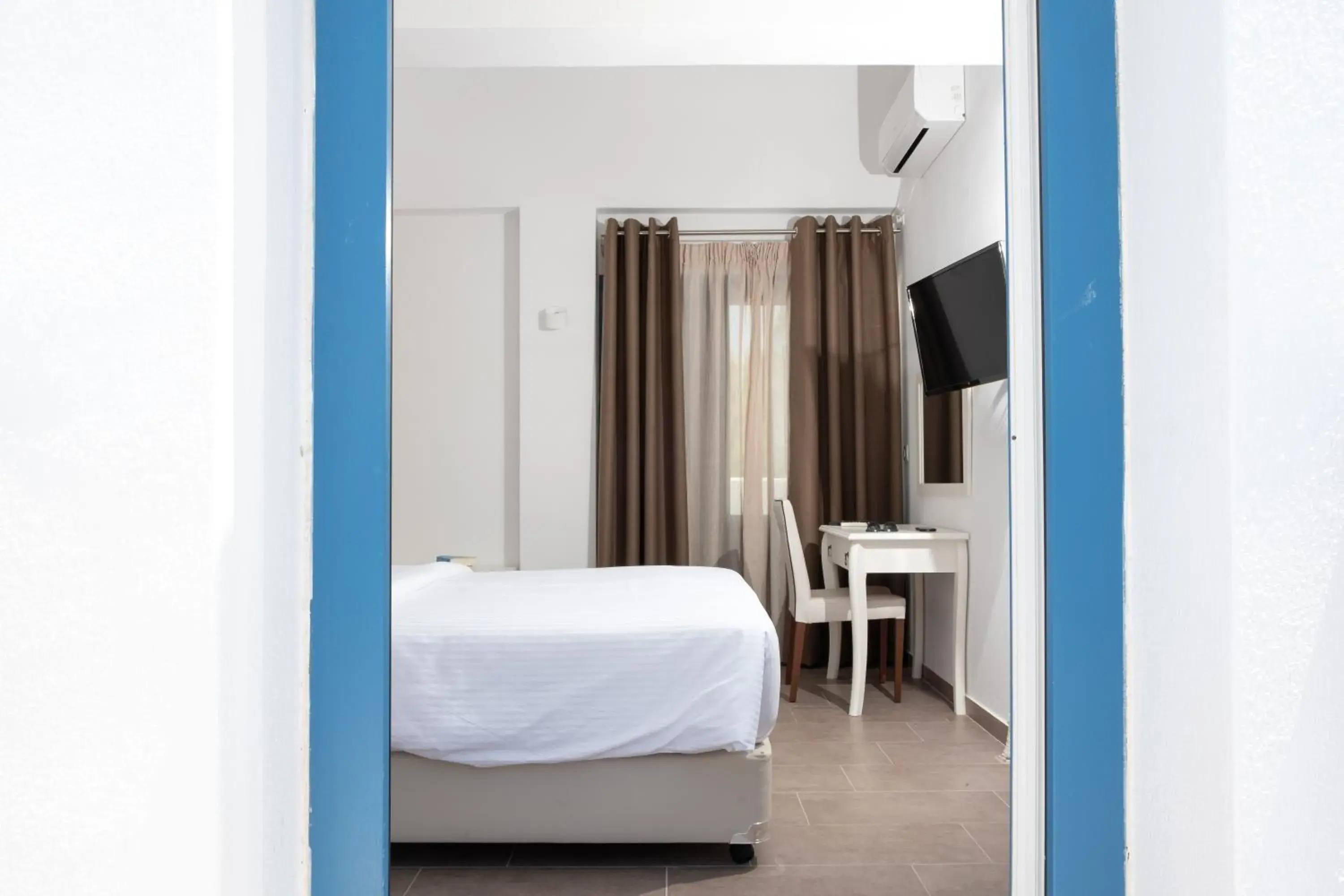 Suite with Hot Tub in Tristhenia Suite with Hot Tub in Tristhenia