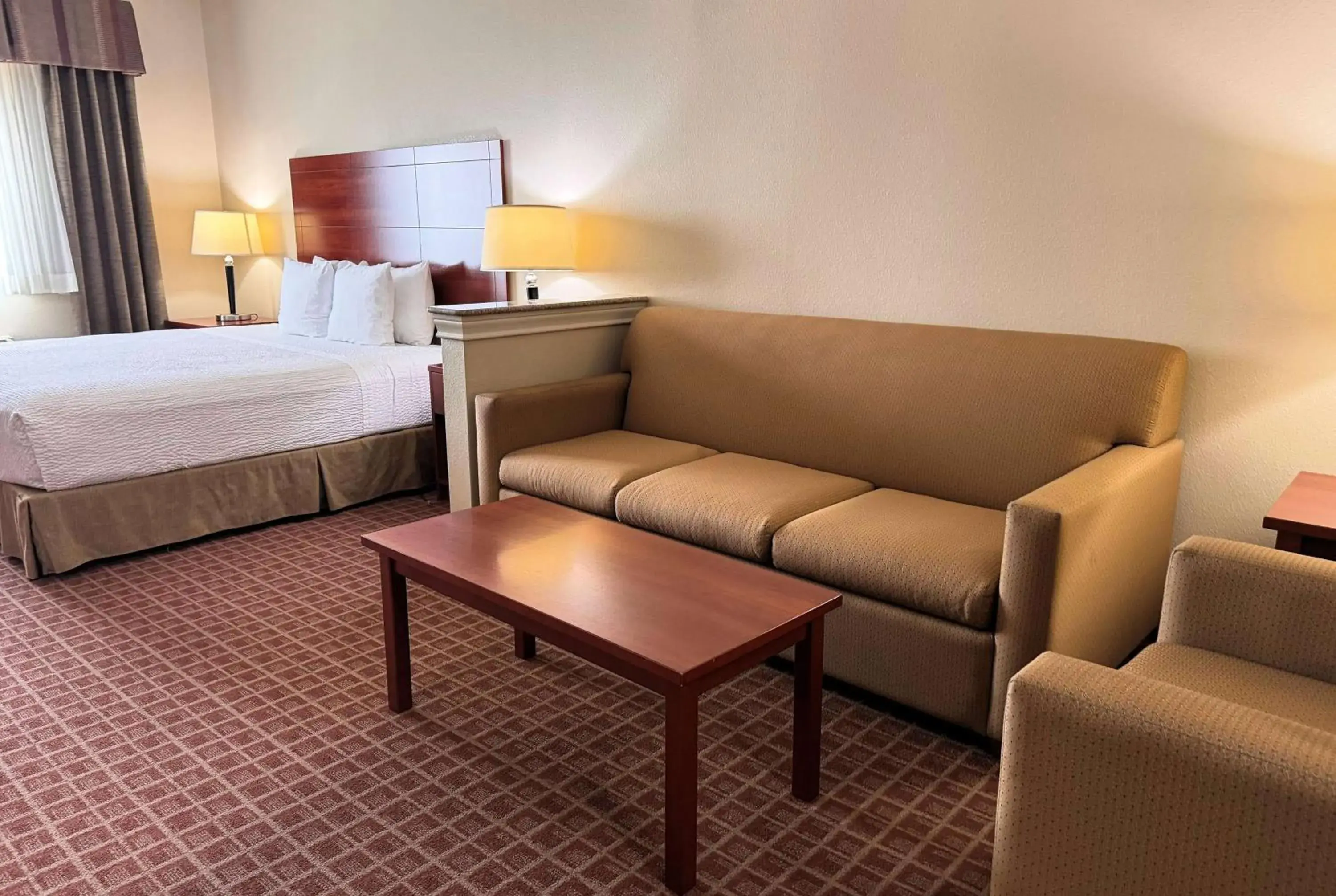 King Suite with Sofa Bed - Non-Smoking in Ramada by Wyndham College Station King Suite with Sofa Bed - Non-Smoking in Ramada by Wyndham College Station