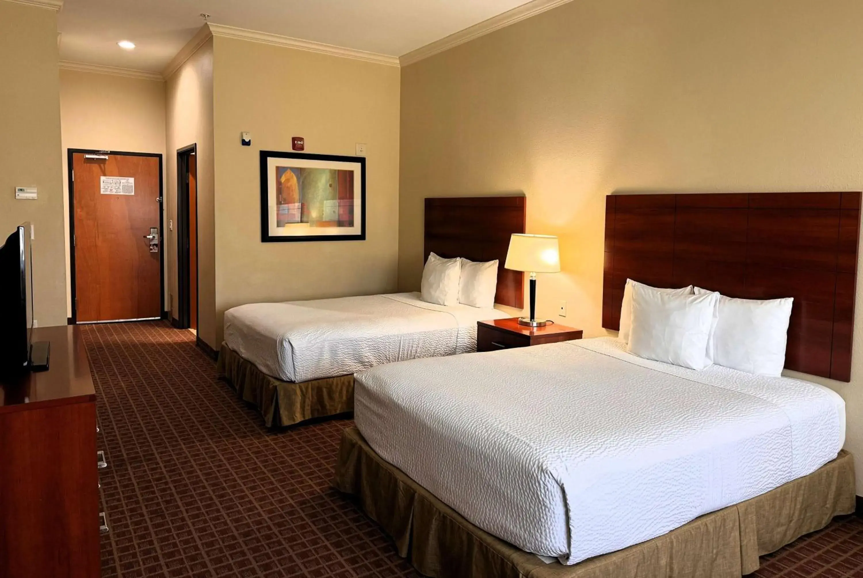 Queen Room with Two Queen Beds - Non-Smoking in Ramada by Wyndham College Station Queen Room with Two Queen Beds - Non-Smoking in Ramada by Wyndham College Station
