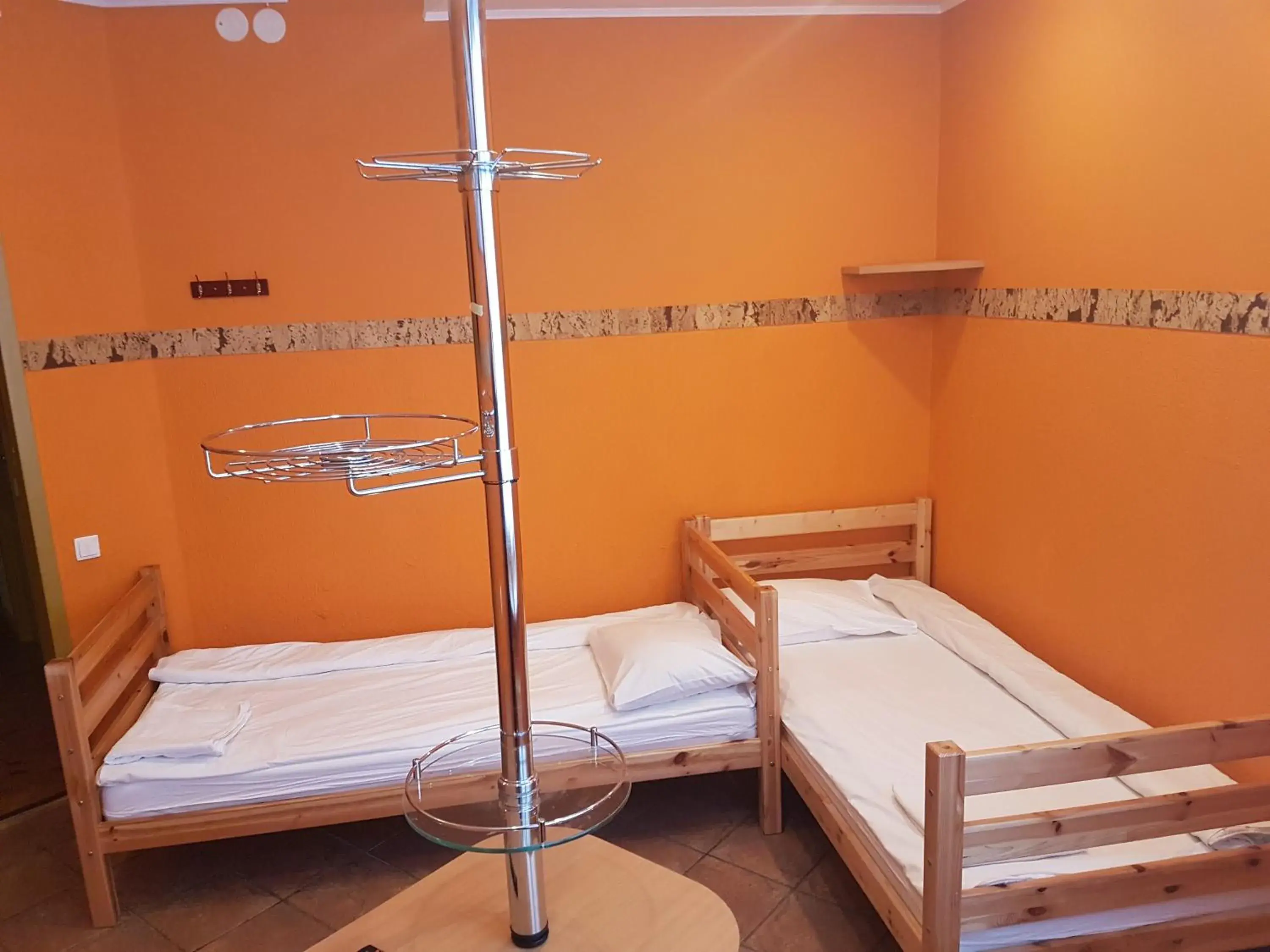 Twin Room with Shared Bathroom in Hotel Erfolg Twin Room with Shared Bathroom in Hotel Erfolg