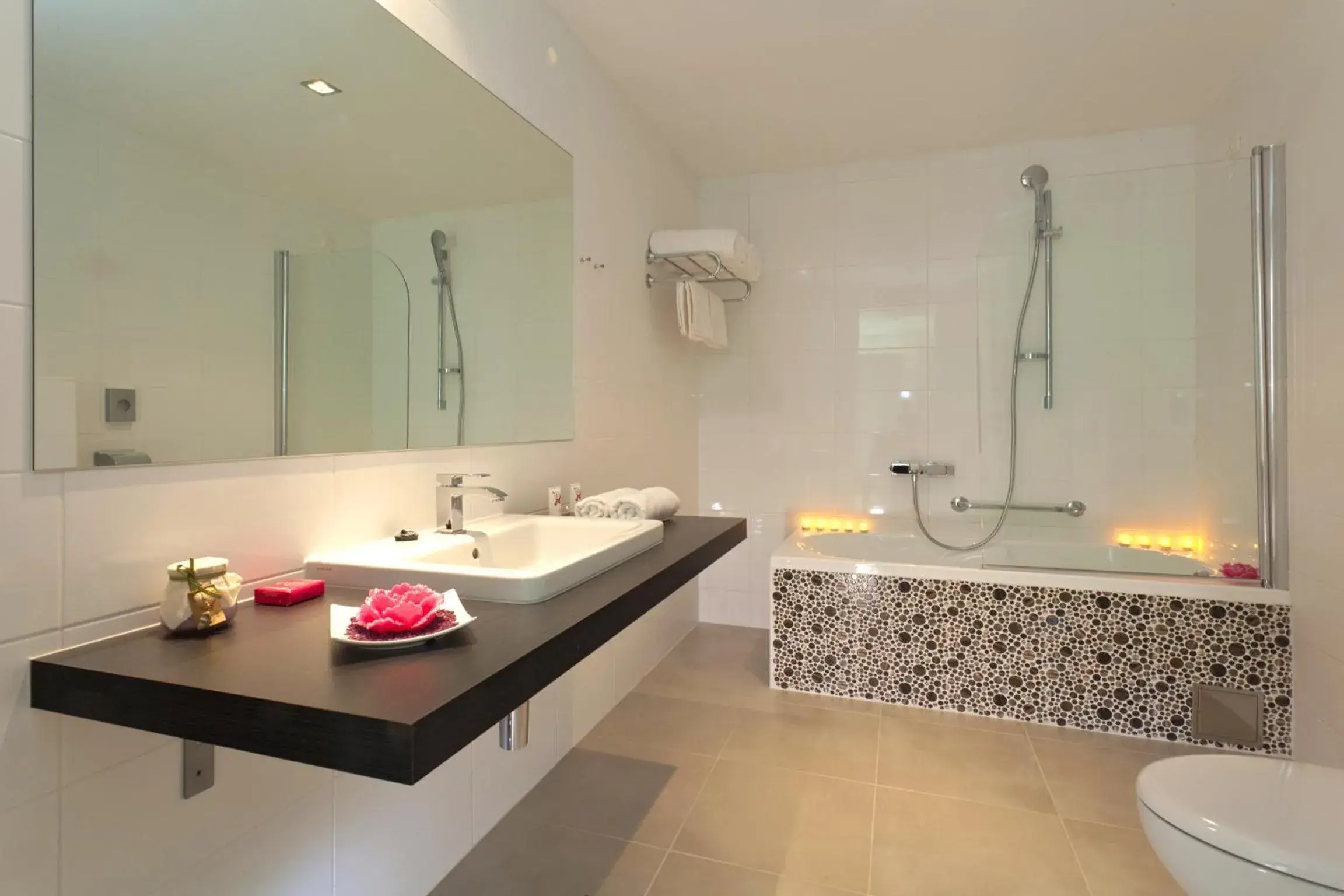 Luxury Suite with Side Sea View and Balcony in Boutique Hotel Life Luxury Suite with Side Sea View and Balcony in Boutique Hotel Life