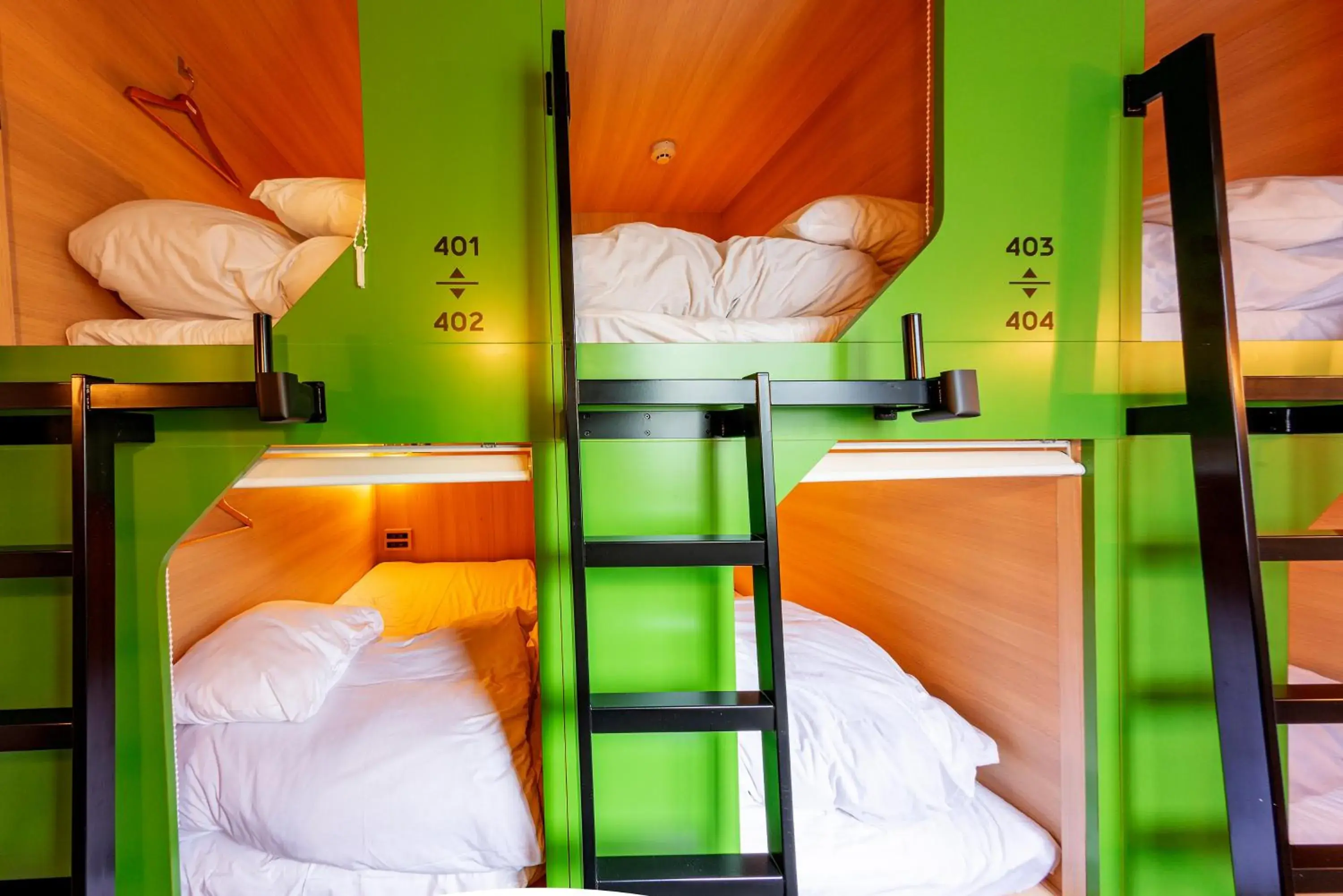 Bunk Bed in Mixed Dormitory Room in plat hostel keikyu asakusa station Bunk Bed in Mixed Dormitory Room in plat hostel keikyu asakusa station