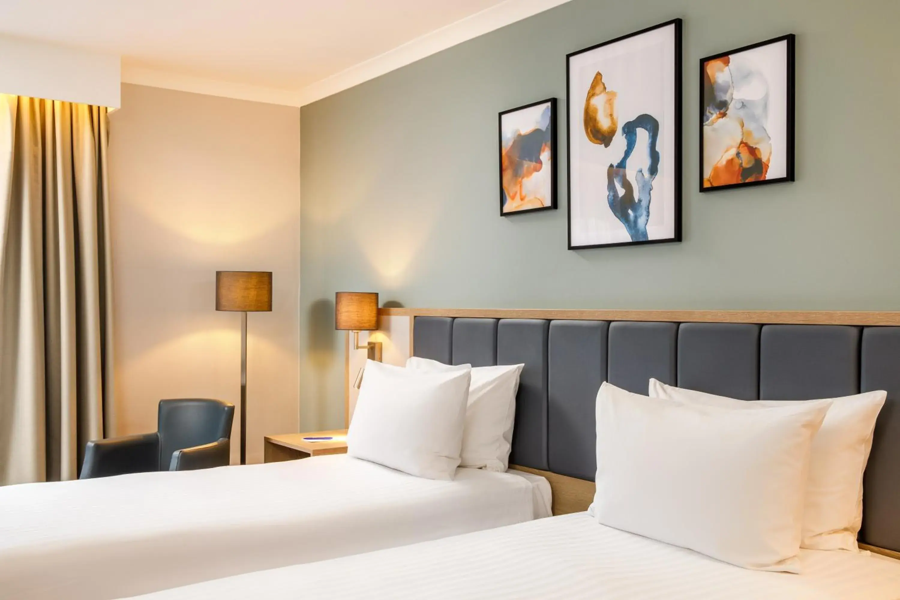 Classic Twin, Guest room, 2 Twin/Single Bed(s) in Delta Hotels by Marriott Milton Keynes Classic Twin, Guest room, 2 Twin/Single Bed(s) in Delta Hotels by Marriott Milton Keynes