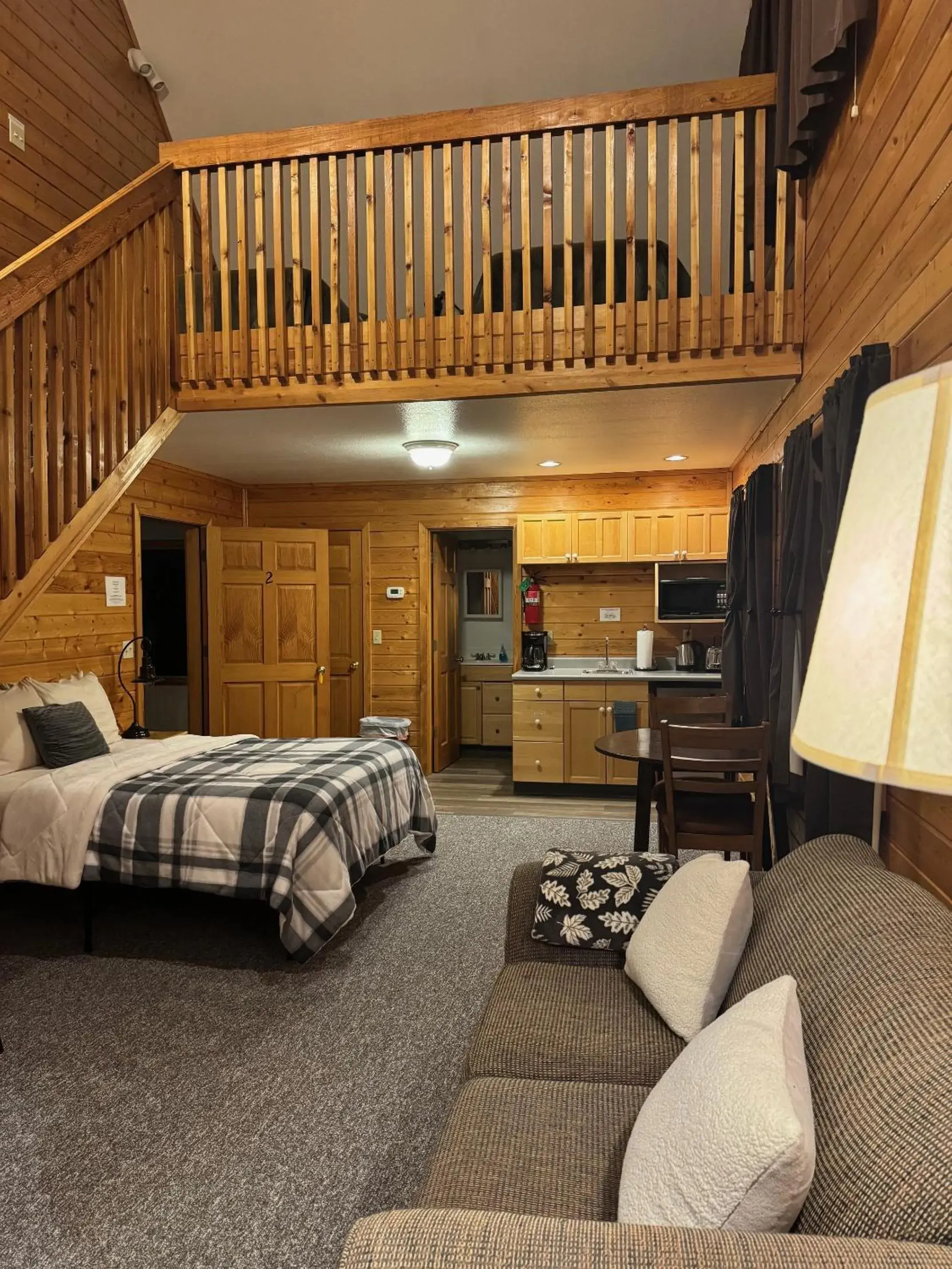 Deluxe Suite in Susitna River Lodging, Suites Deluxe Suite in Susitna River Lodging, Suites