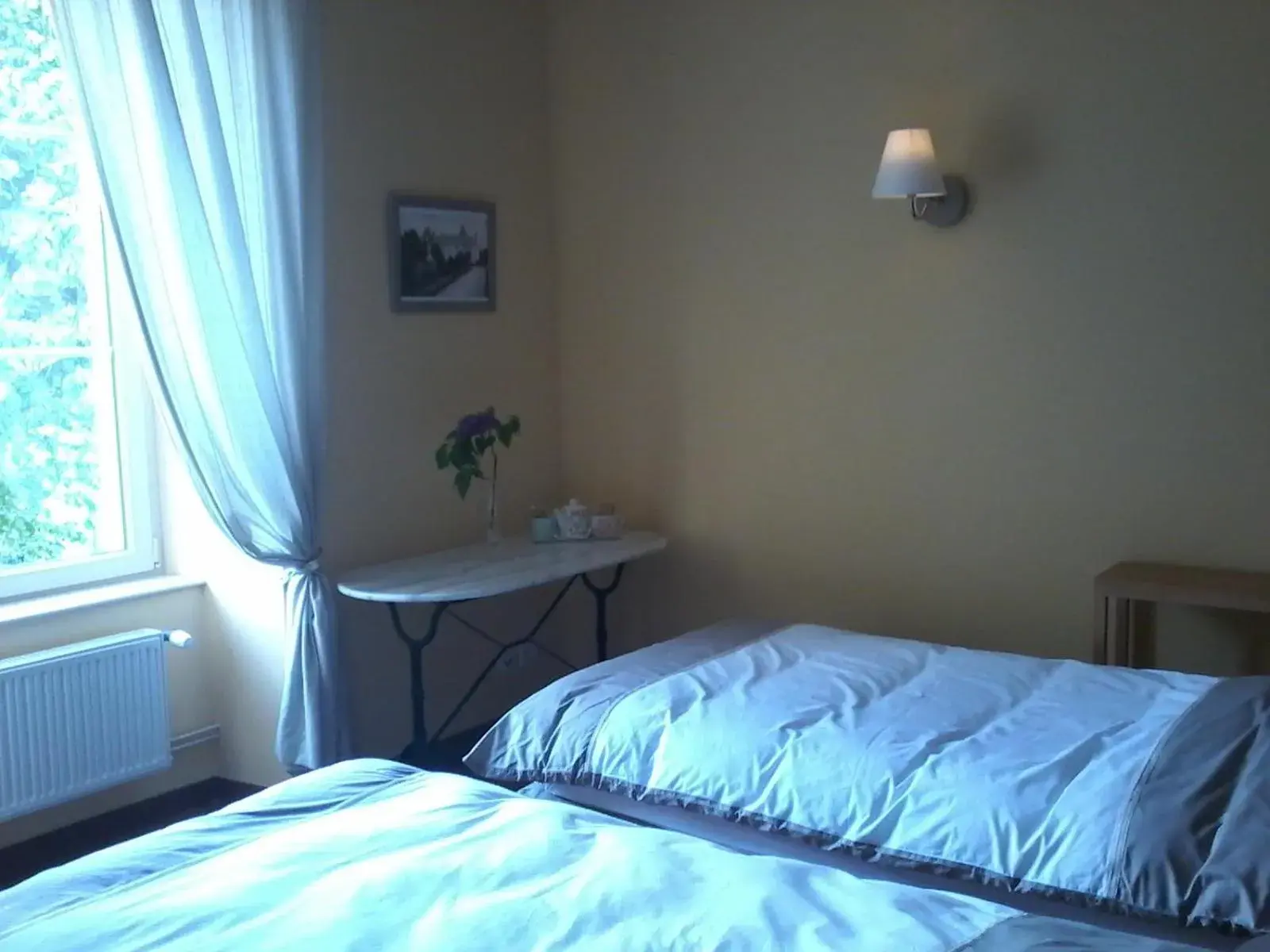 Classic Twin Room in Chambres d'hôtes La Verrerie du Gast Classic Twin Room in Chambres d'hôtes La Verrerie du Gast