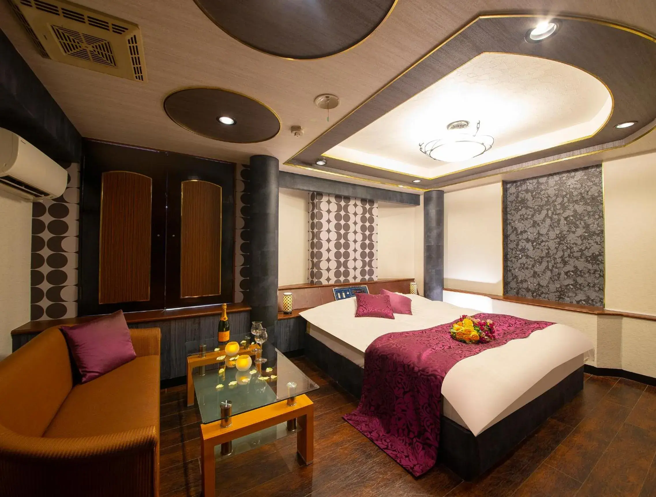 Hotel Gee (Adult Only) Hotel Gee (Adult Only)