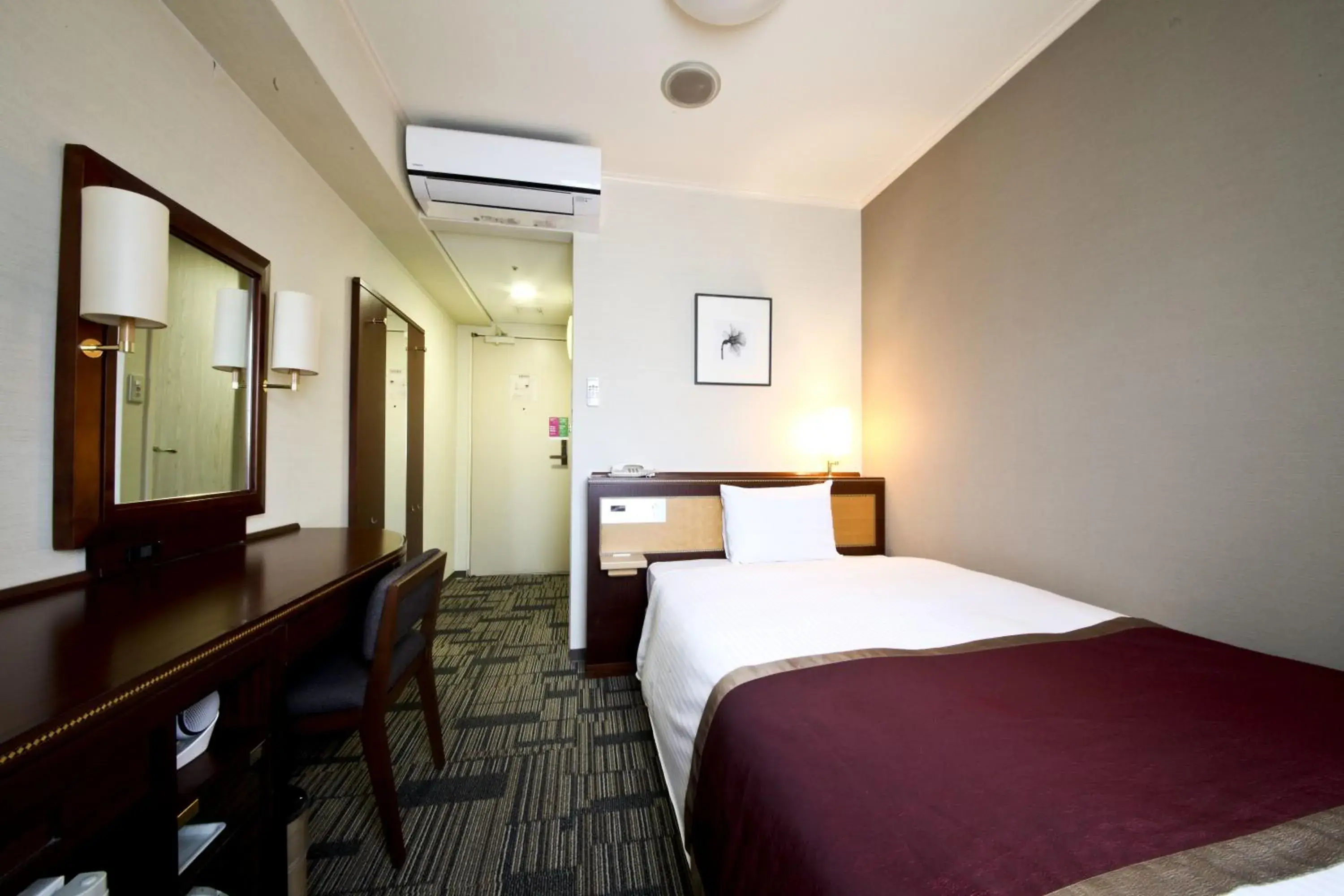 Double Room with Small Double Bed - Smoking in Hotel Hokke Club Kagoshima Double Room with Small Double Bed - Smoking in Hotel Hokke Club Kagoshima