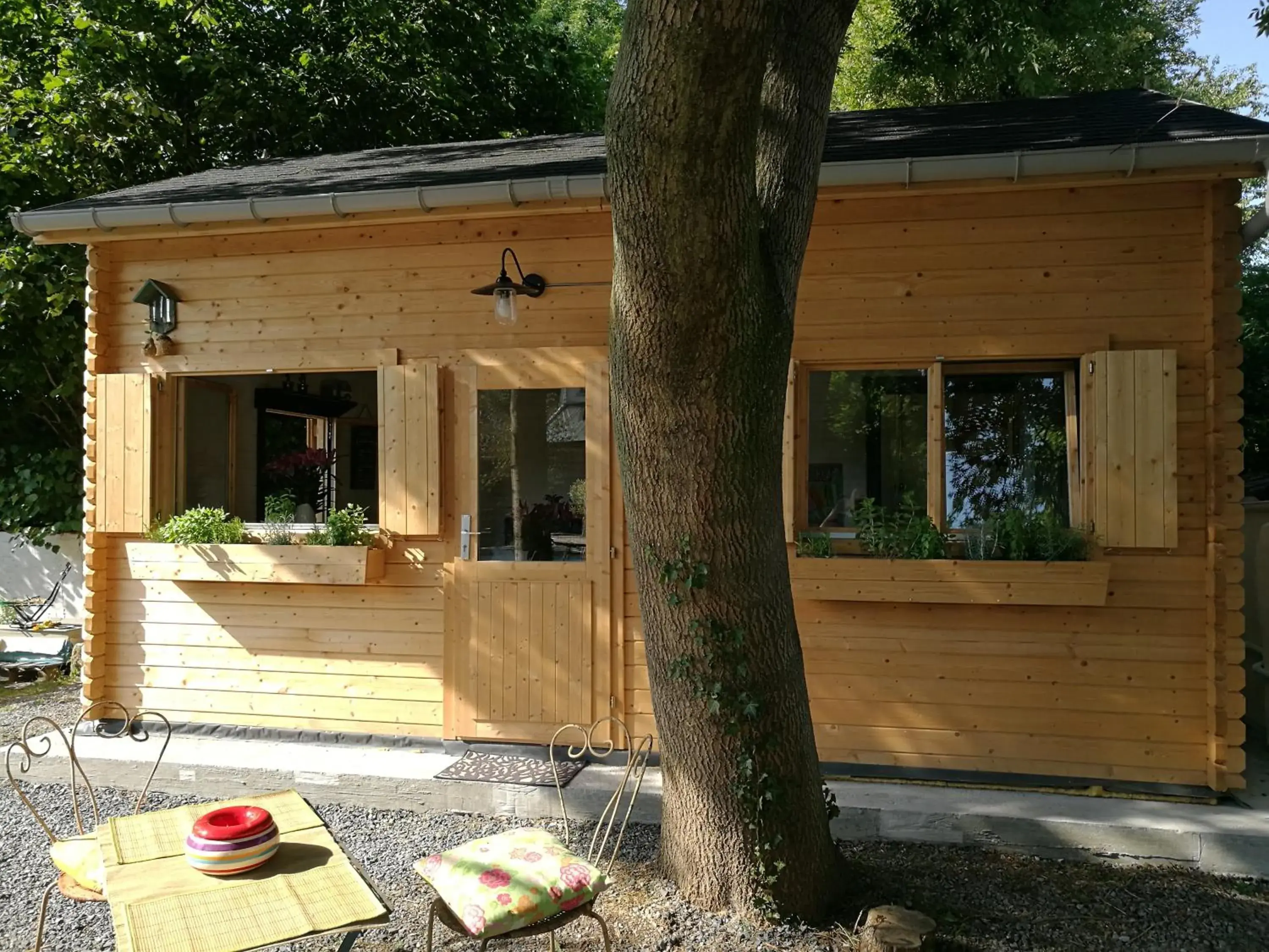 Superior Chalet - single occupancy in B&B Le Bonimenteur Superior Chalet - single occupancy in B&B Le Bonimenteur