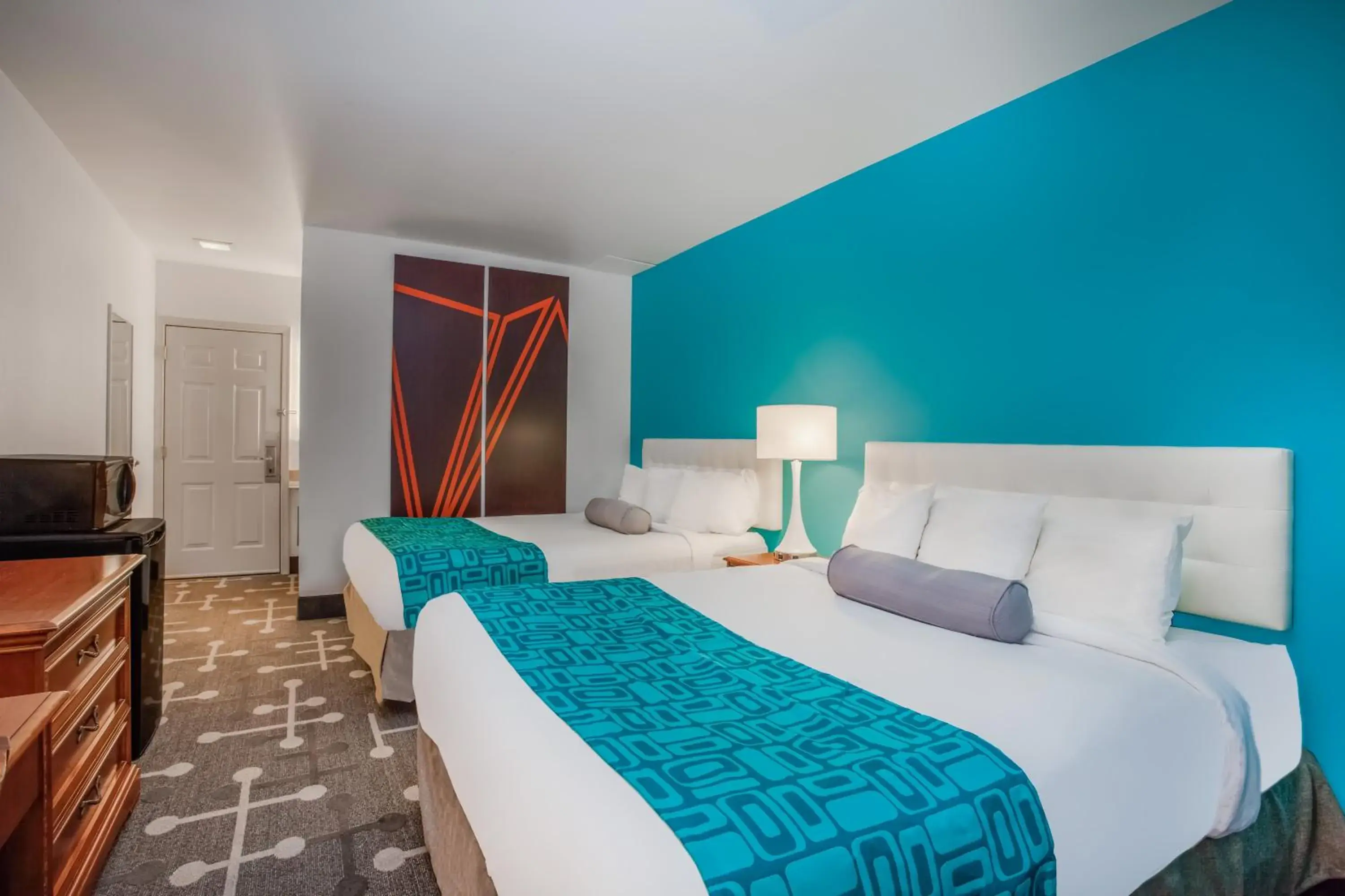 Queen Room with Two Queen Beds - Non-Smoking in Howard Johnson by Wyndham Hershey Queen Room with Two Queen Beds - Non-Smoking in Howard Johnson by Wyndham Hershey