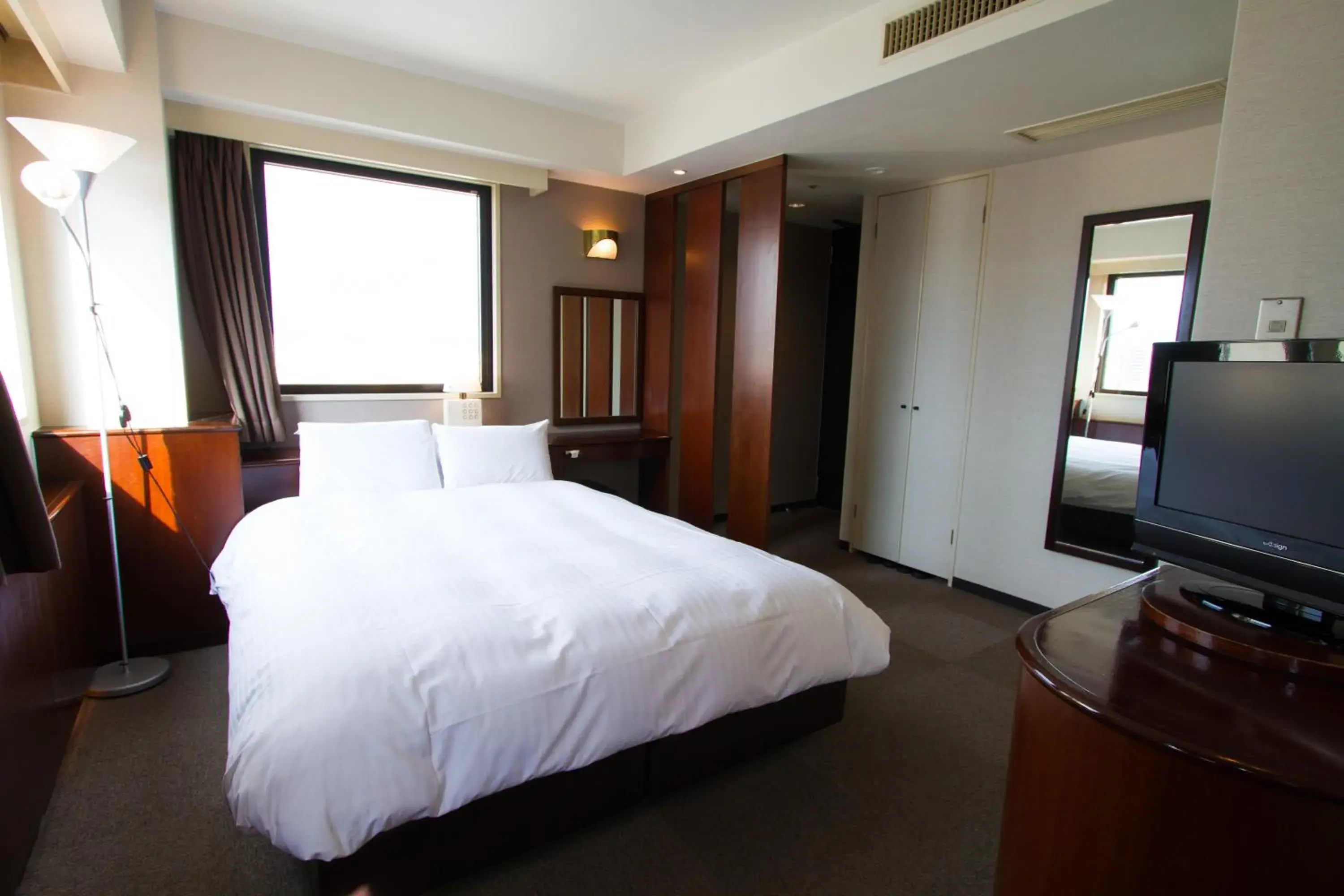 Premium Double Room - single occupancy - Smoking in Green Rich Hotel Oita Miyakomachi Premium Double Room - single occupancy - Smoking in Green Rich Hotel Oita Miyakomachi