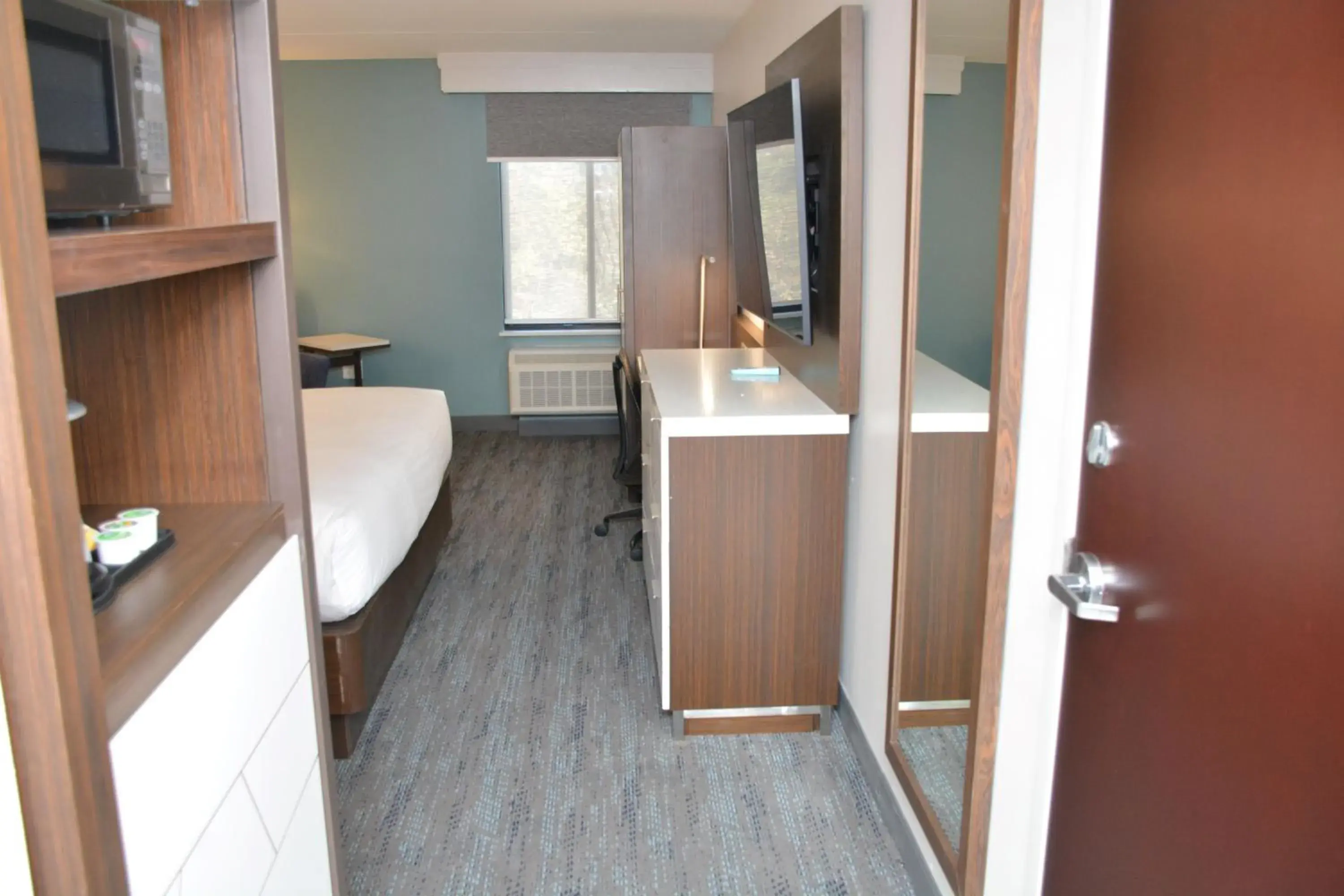 King Room in Four Points by Sheraton Fayetteville Fort Bragg King Room in Four Points by Sheraton Fayetteville Fort Bragg