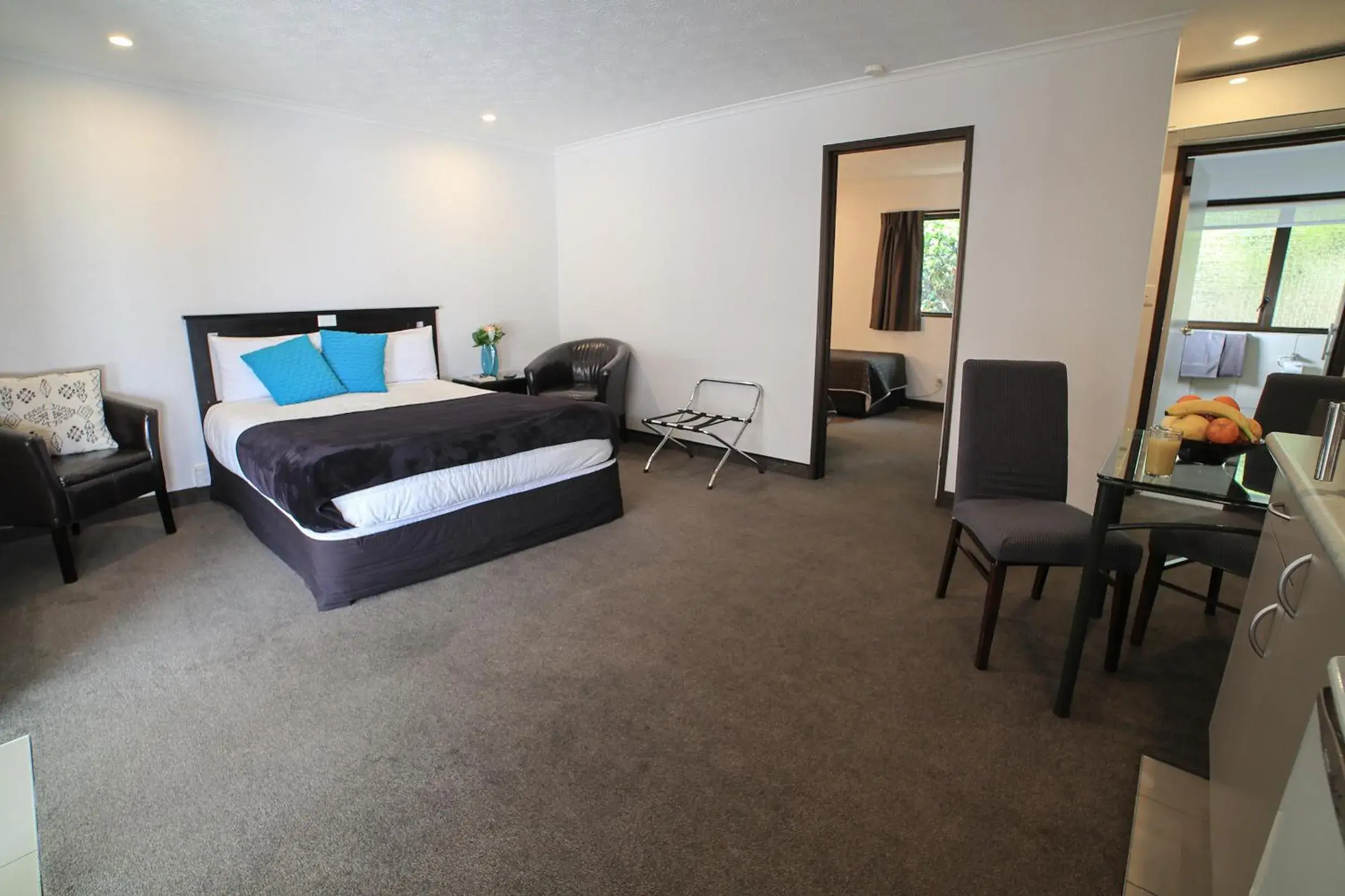 One-Bedroom Studio in Palm City Motor Inn One-Bedroom Studio in Palm City Motor Inn