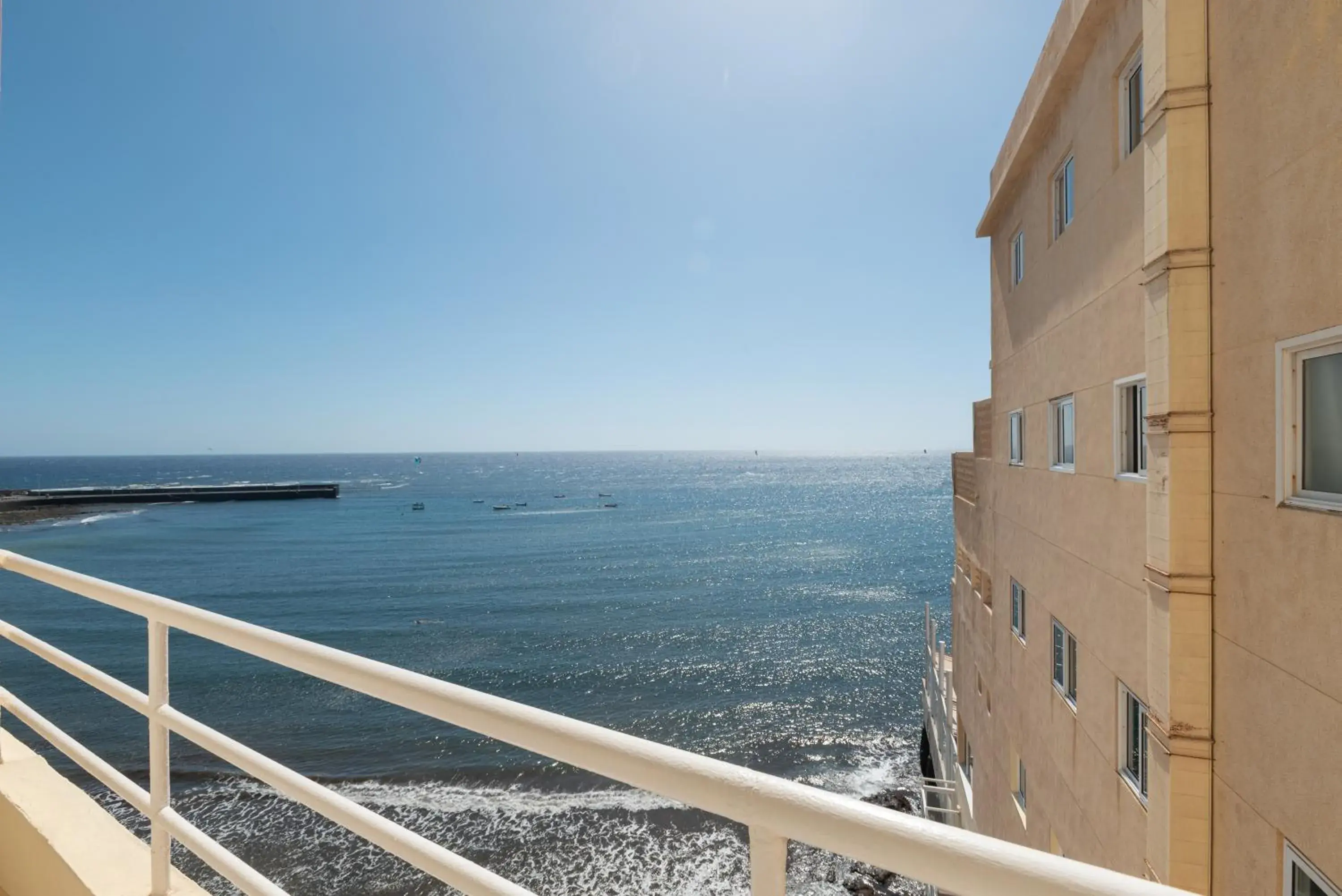 Double Room with Balcony and Sea View - single occupancy in Hotel Médano Double Room with Balcony and Sea View - single occupancy in Hotel Médano