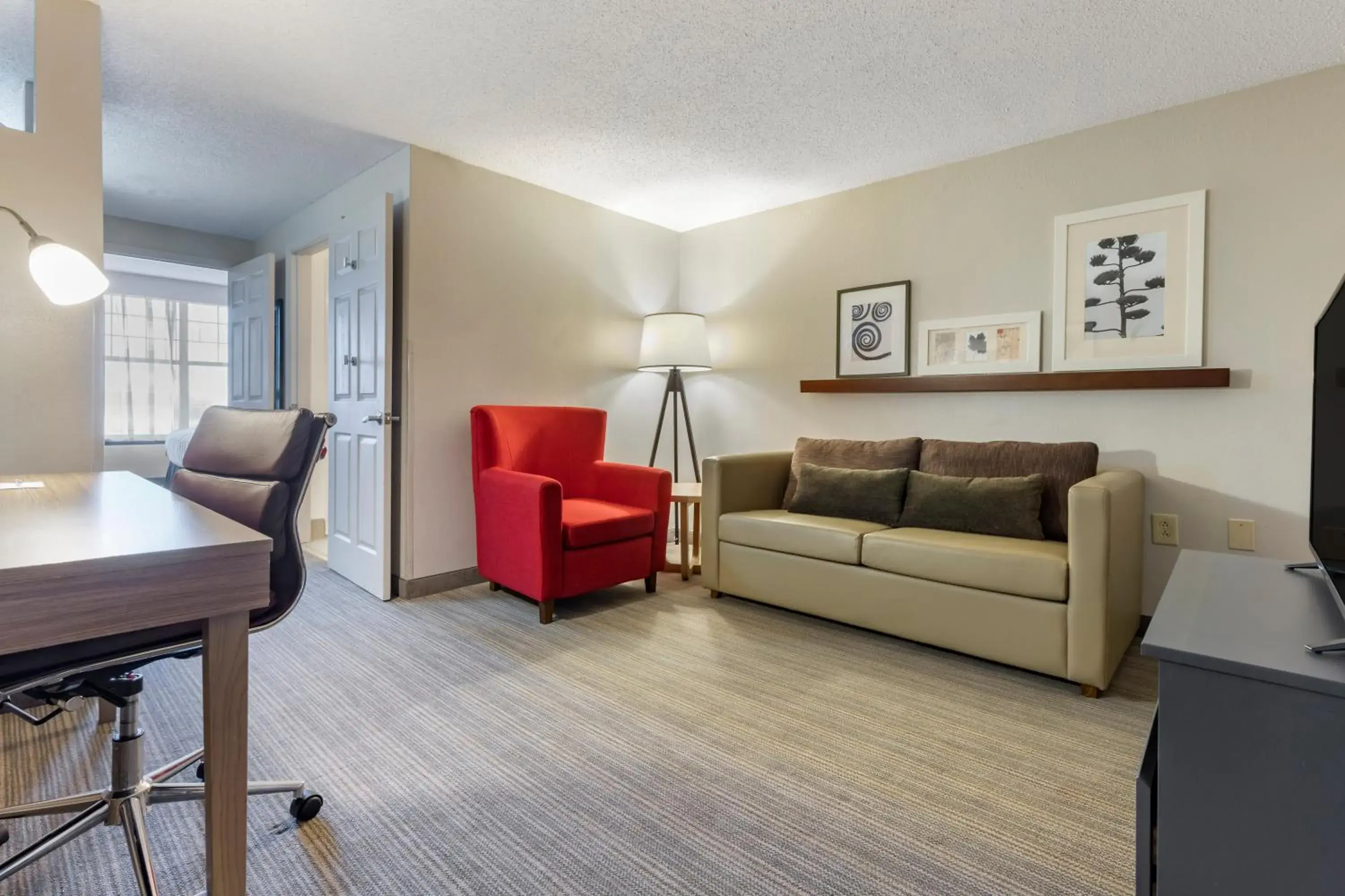 King Suite with Sofa Bed in Country Inn & Suites by Radisson, Lumberton, NC King Suite with Sofa Bed in Country Inn & Suites by Radisson, Lumberton, NC