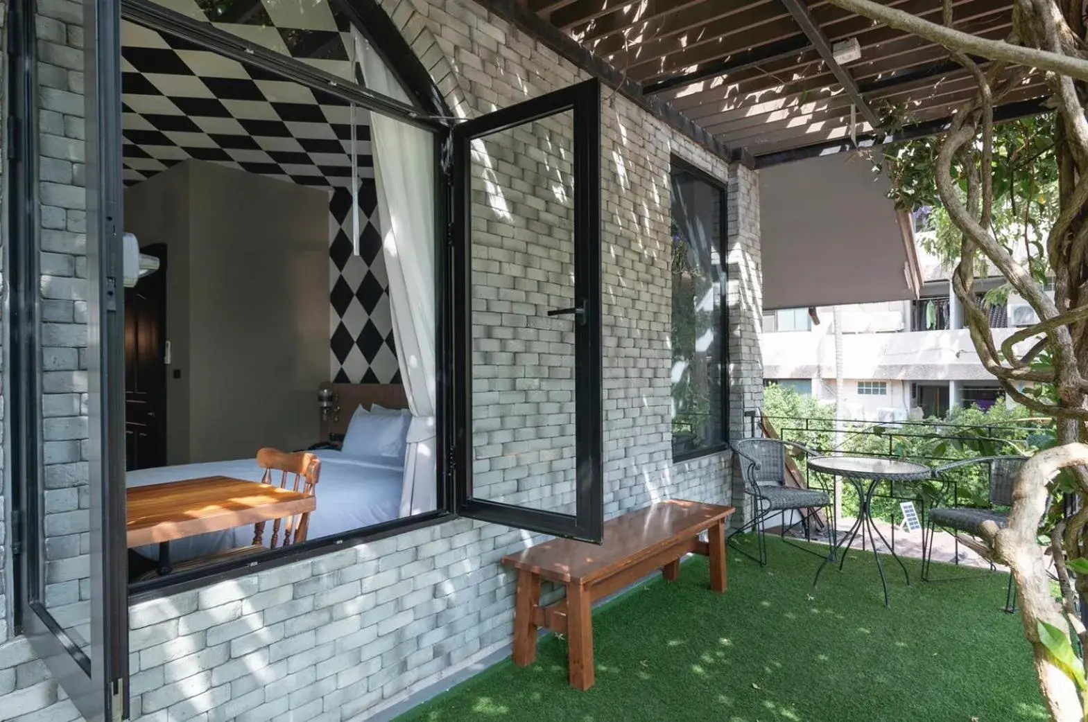 Superior Villa in Bangkok Oasis Hotel Superior Villa in Bangkok Oasis Hotel