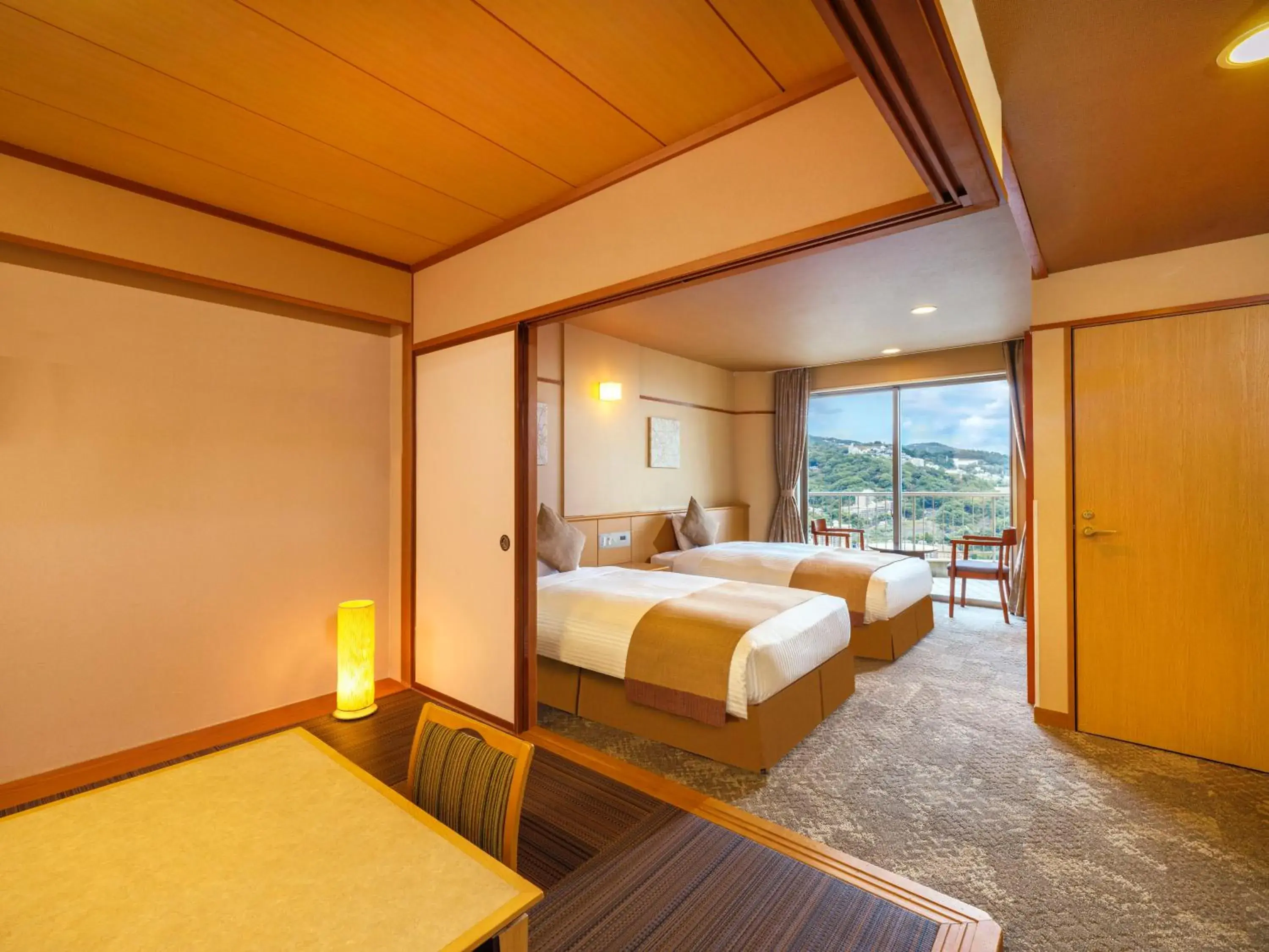 Superior Japanese Western room with private bathroom - single occupancy in KAMENOI HOTEL Atami Superior Japanese Western room with private bathroom - single occupancy in KAMENOI HOTEL Atami