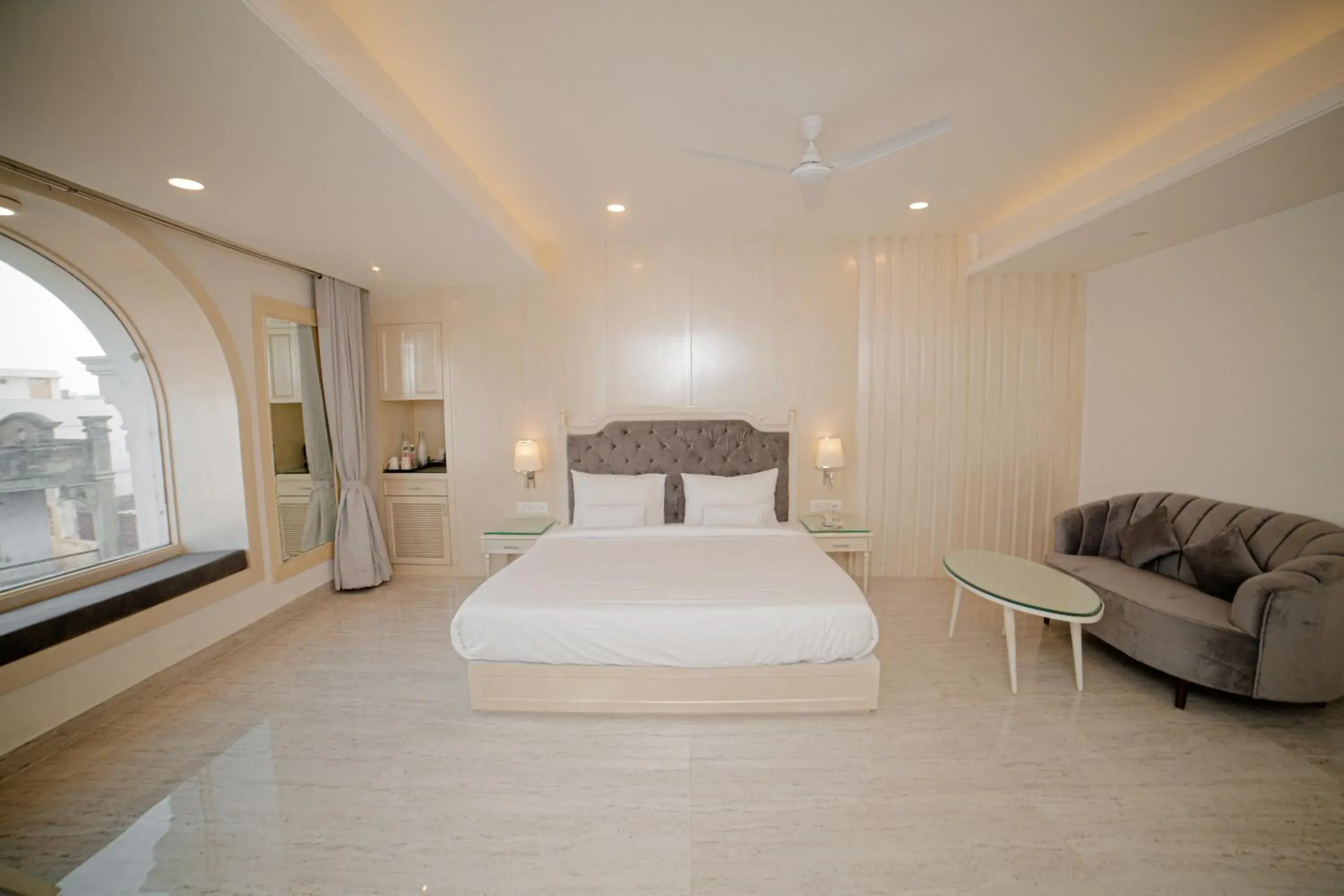 Junior Suite in Pearl Courtyard Junior Suite in Pearl Courtyard