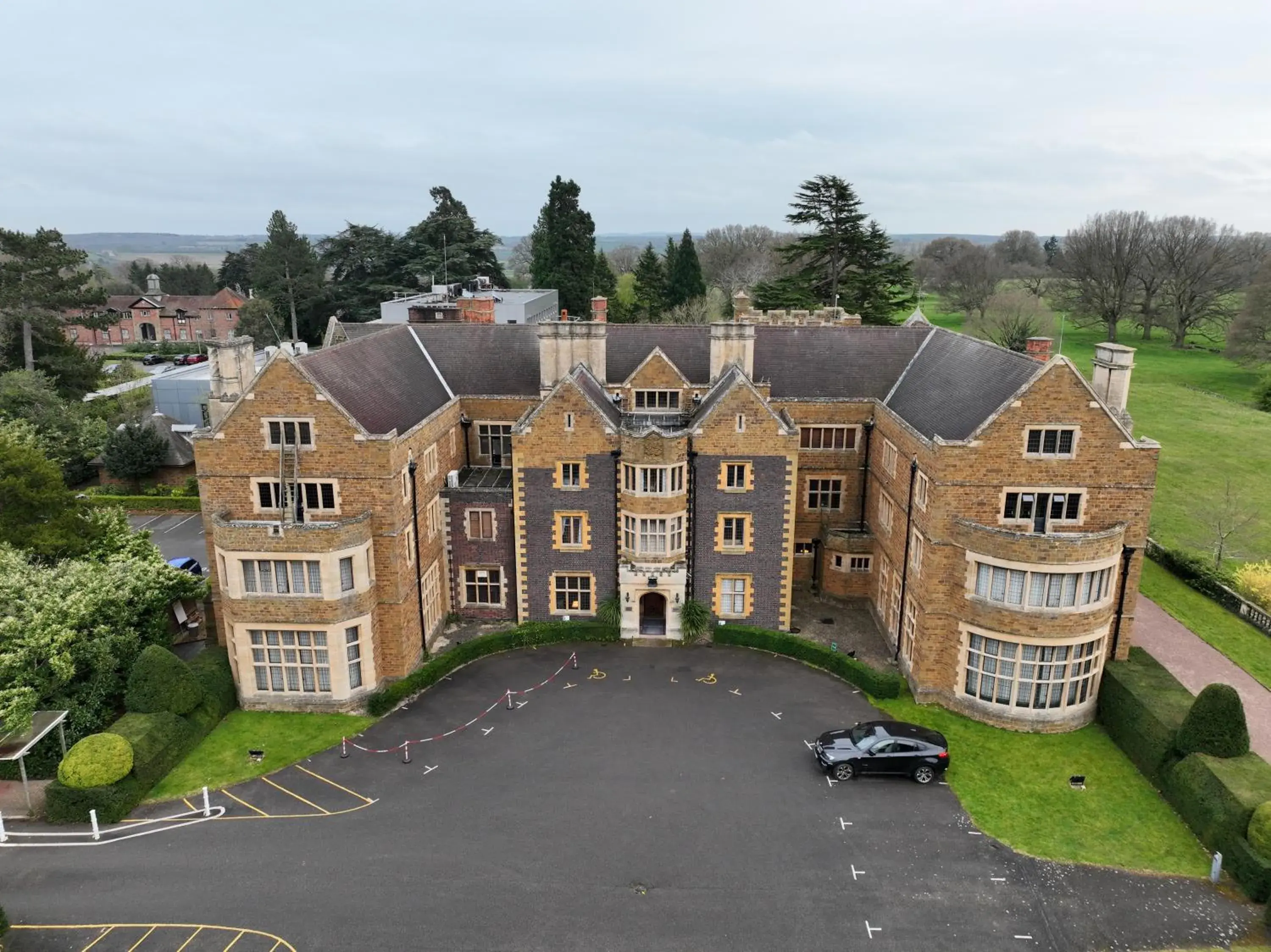 Deluxe King Room in Ashorne Hill Leamington Spa Deluxe King Room in Ashorne Hill Leamington Spa